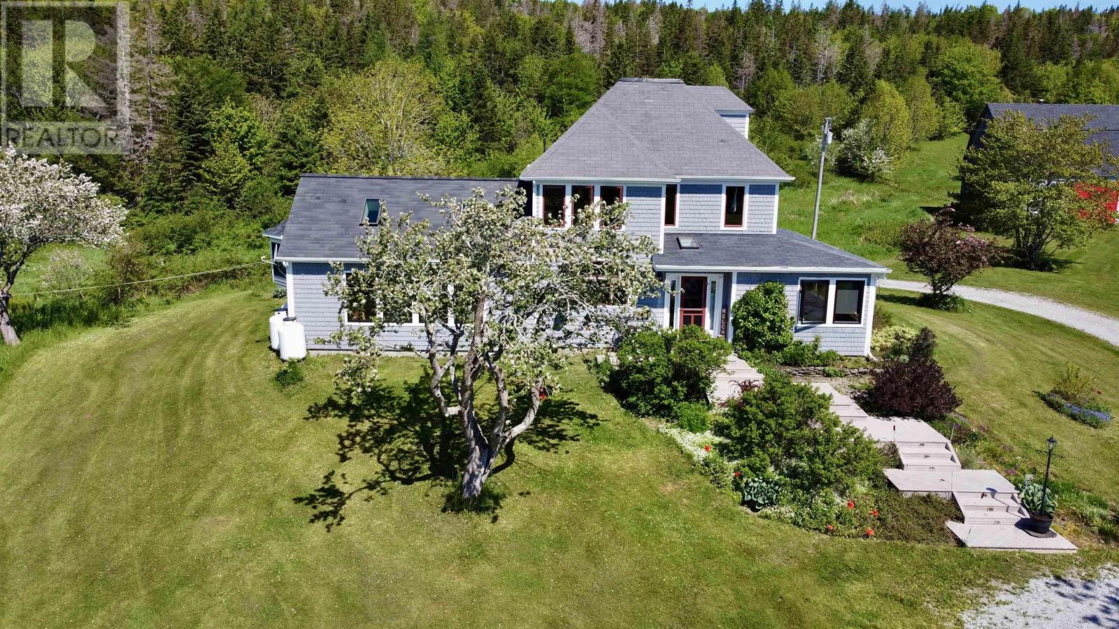 450 Hillsdale Road Property Photo 6