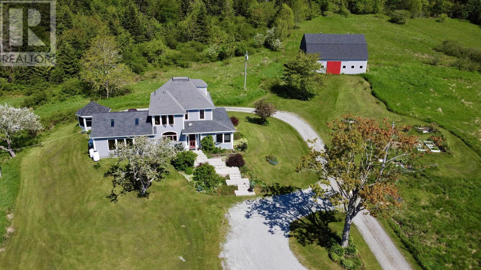 450 Hillsdale Road Property Photo 9
