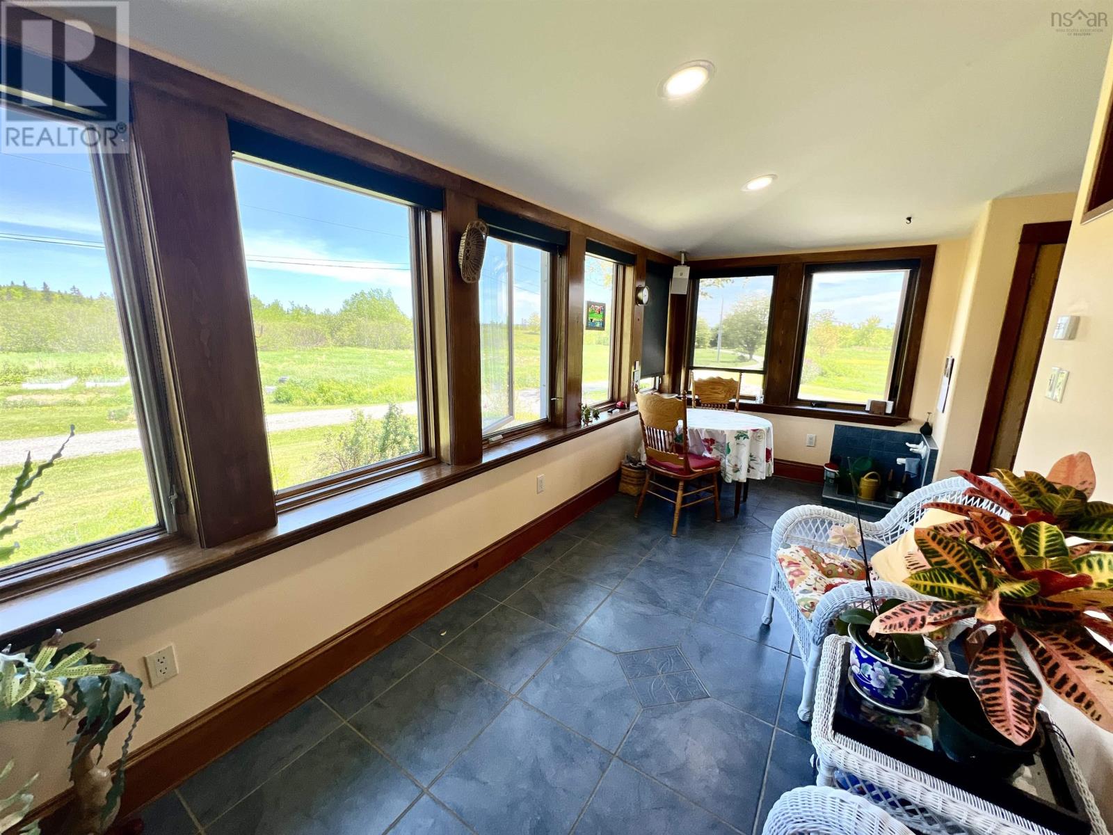 450 Hillsdale Road Property Photo 16