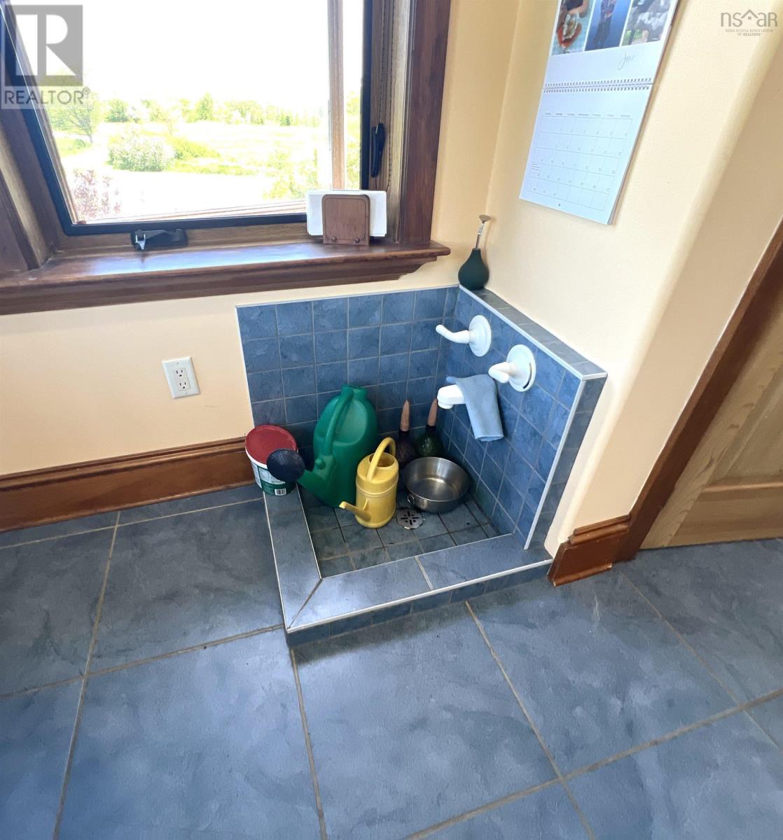 450 Hillsdale Road Property Photo 17