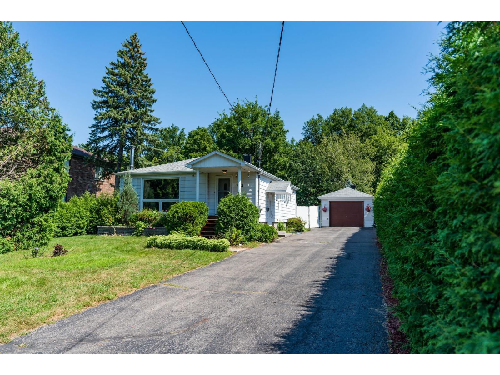223 Westcroft Road Property Photo 1