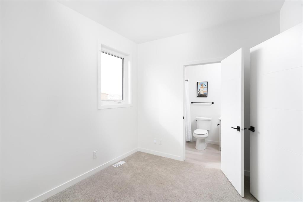 142 Laurent Drive Property Photo 17