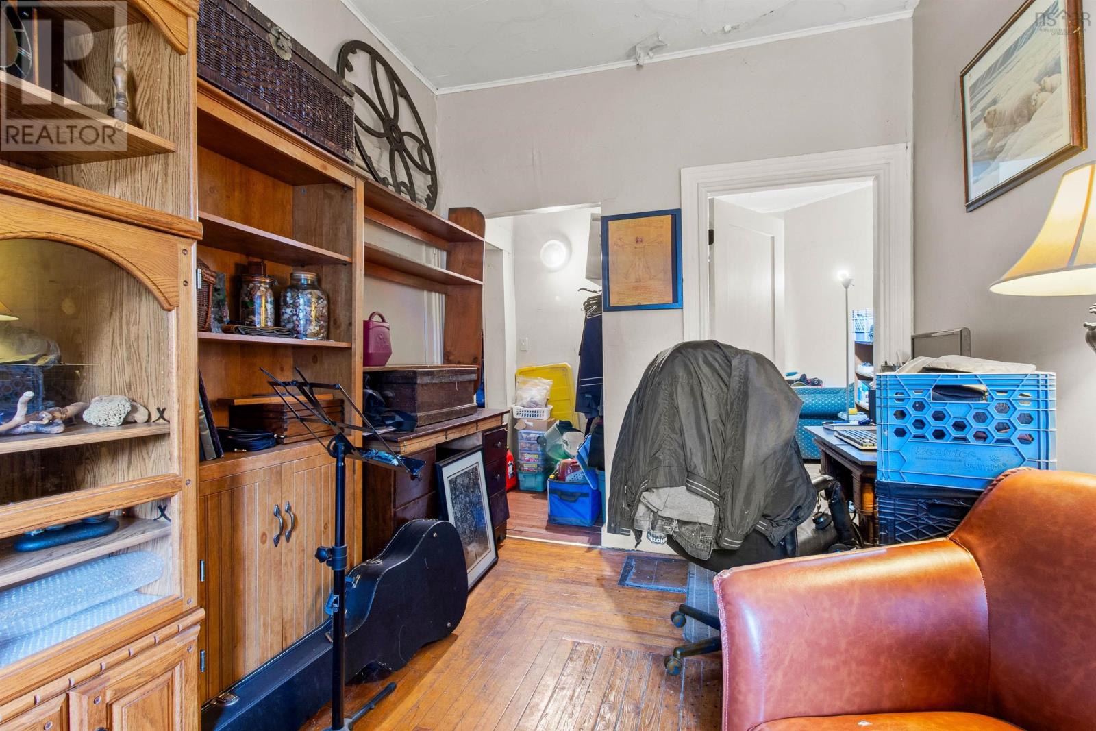 32 Pleasant Street Property Photo 24