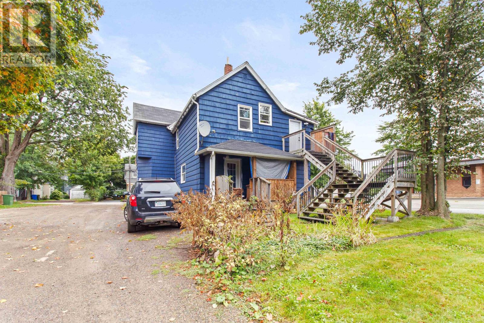 32 Pleasant Street Property Photo 26