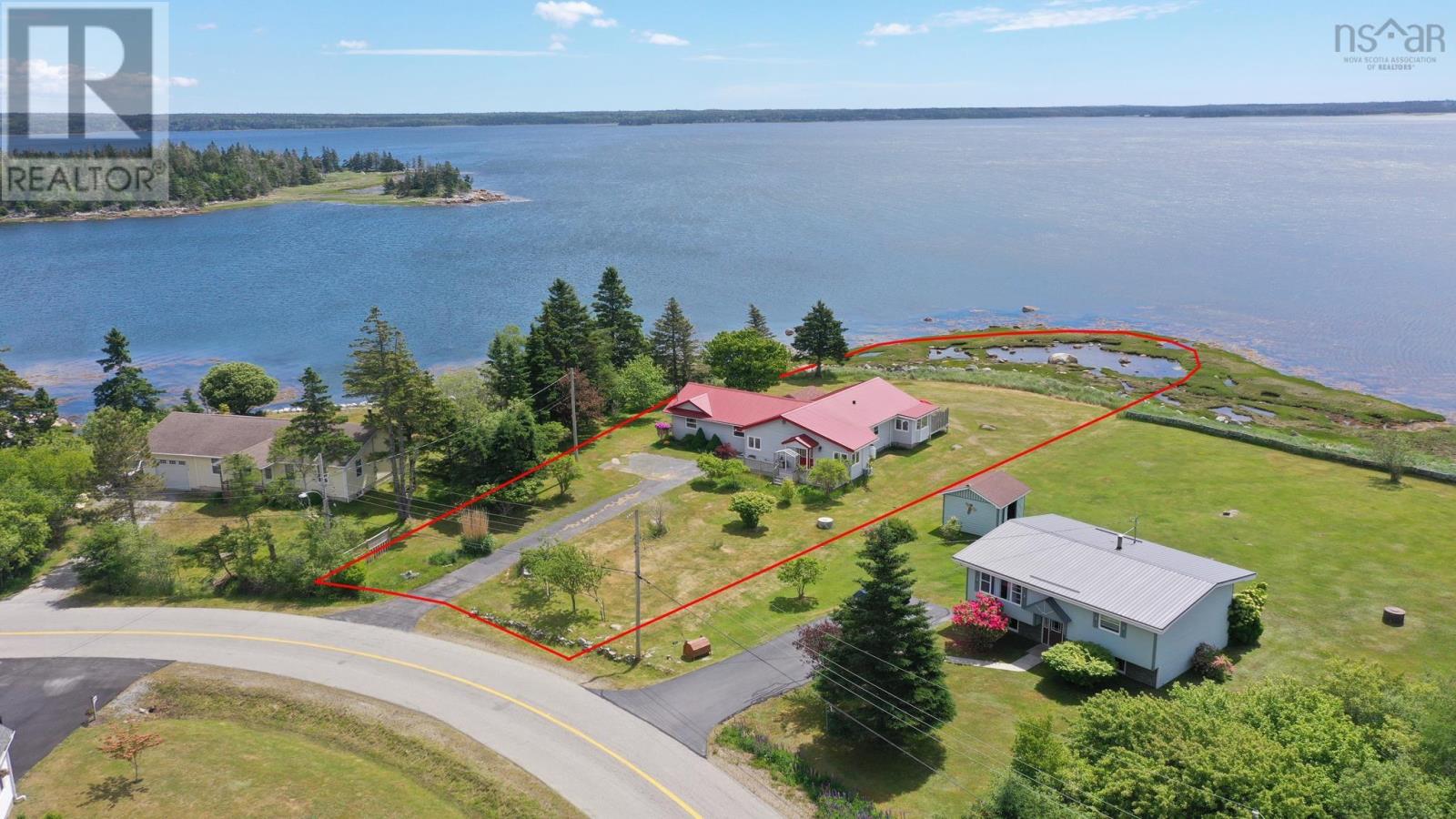 119 Island View Drive Property Photo 1