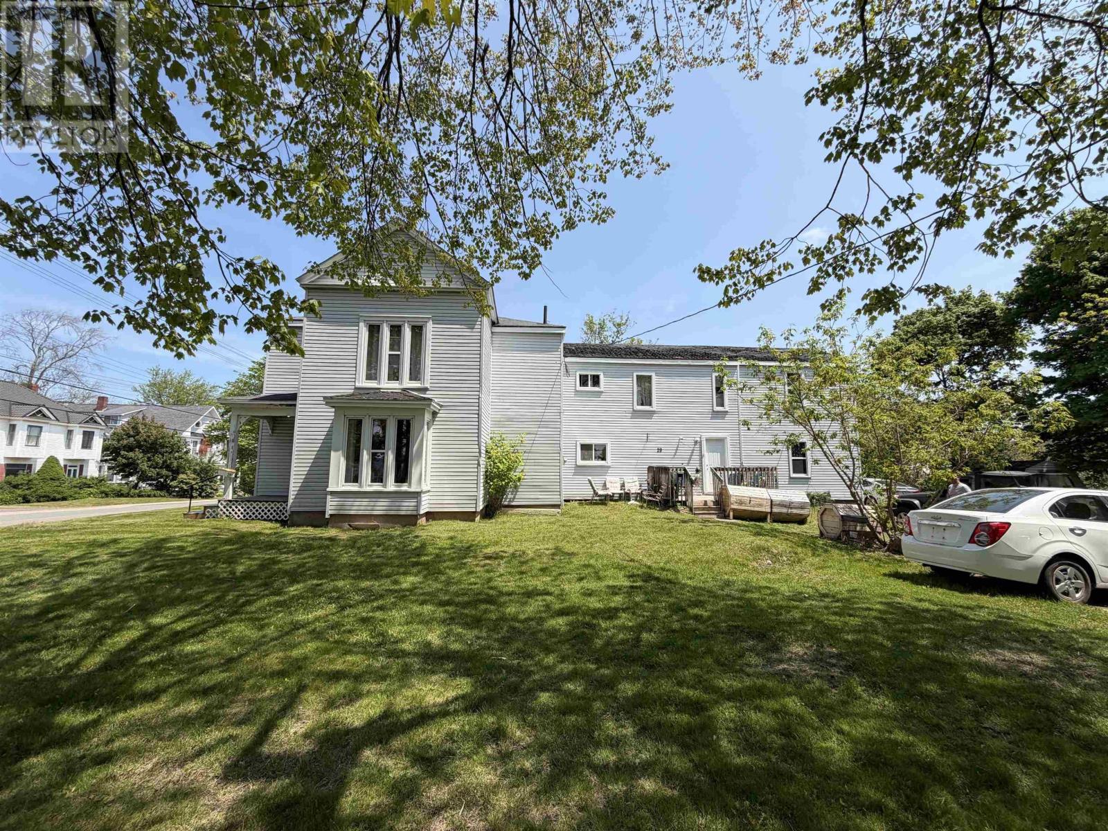 29 Spring Street Property Photo 1