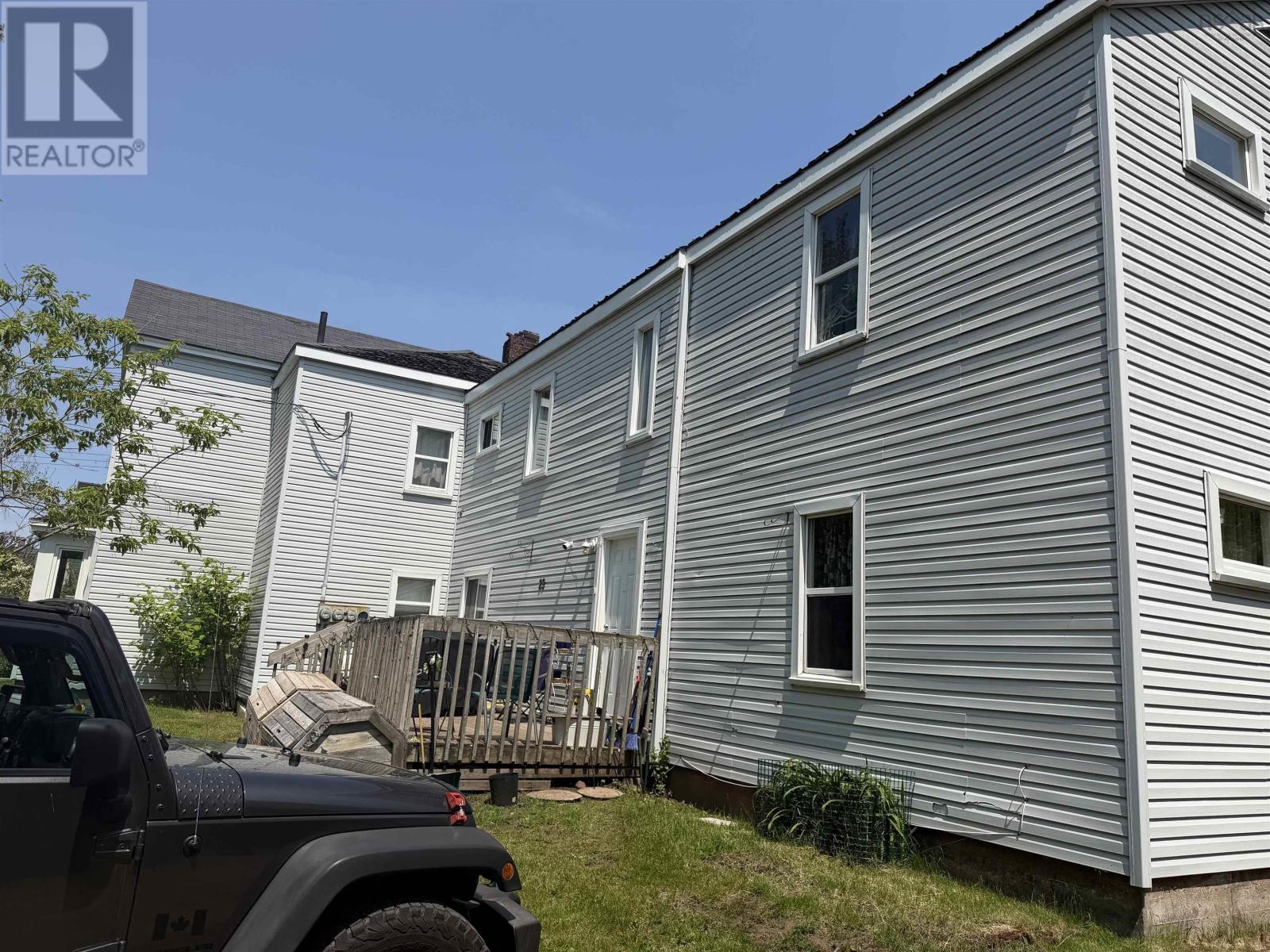 29 Spring Street Property Photo 6