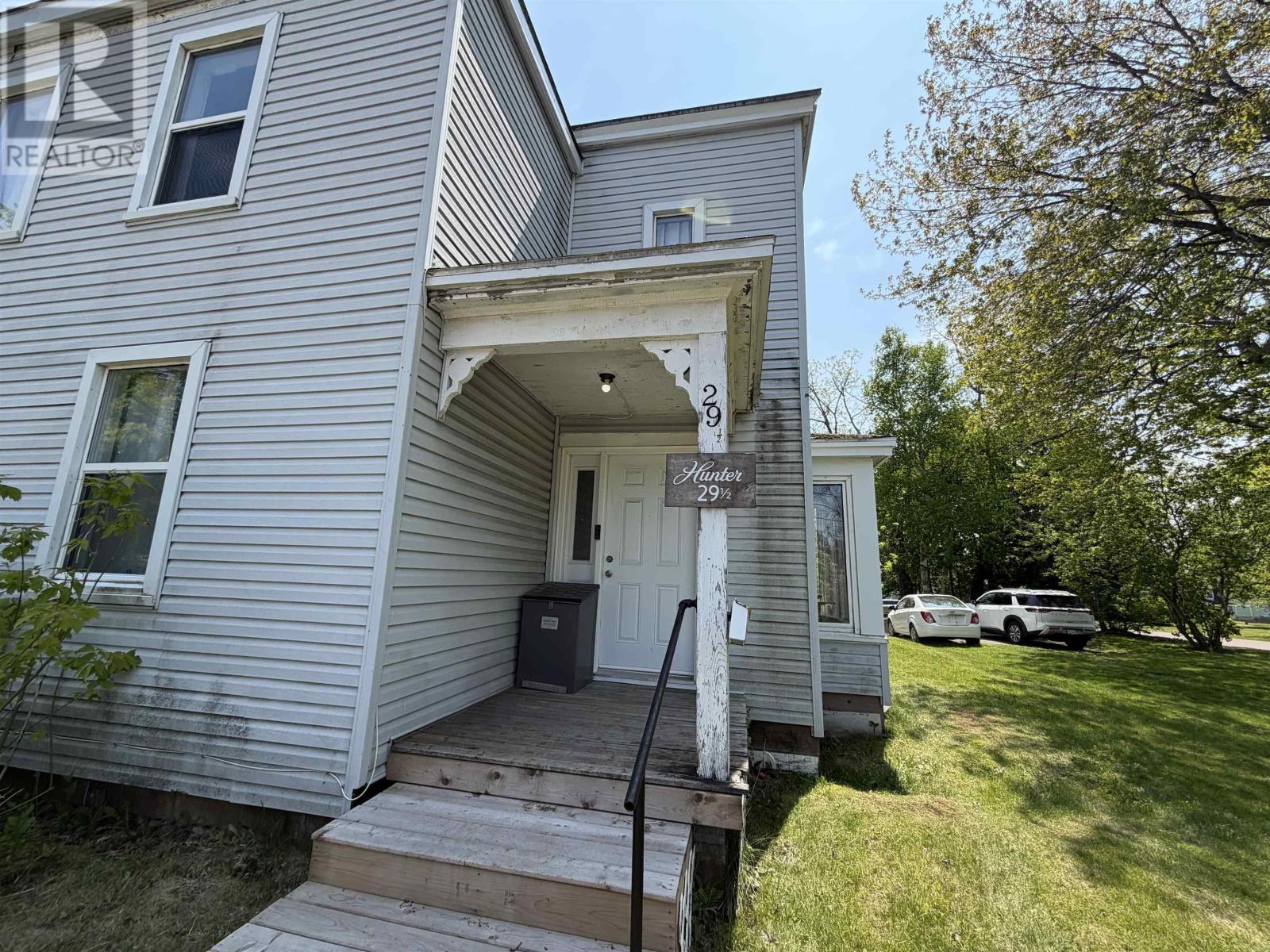 29 Spring Street Property Photo 11