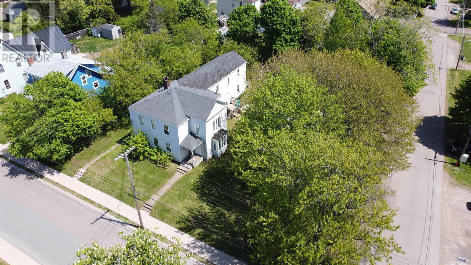 29 Spring Street Property Photo 21