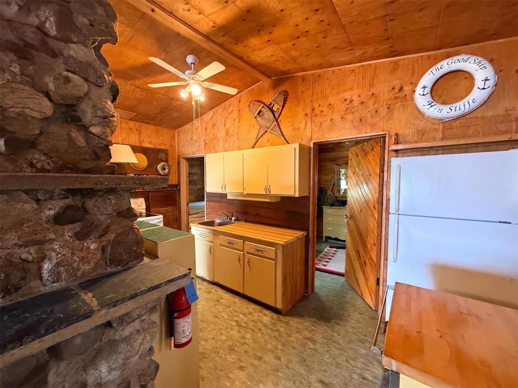 204 Lakeview Drive Property Photo 20