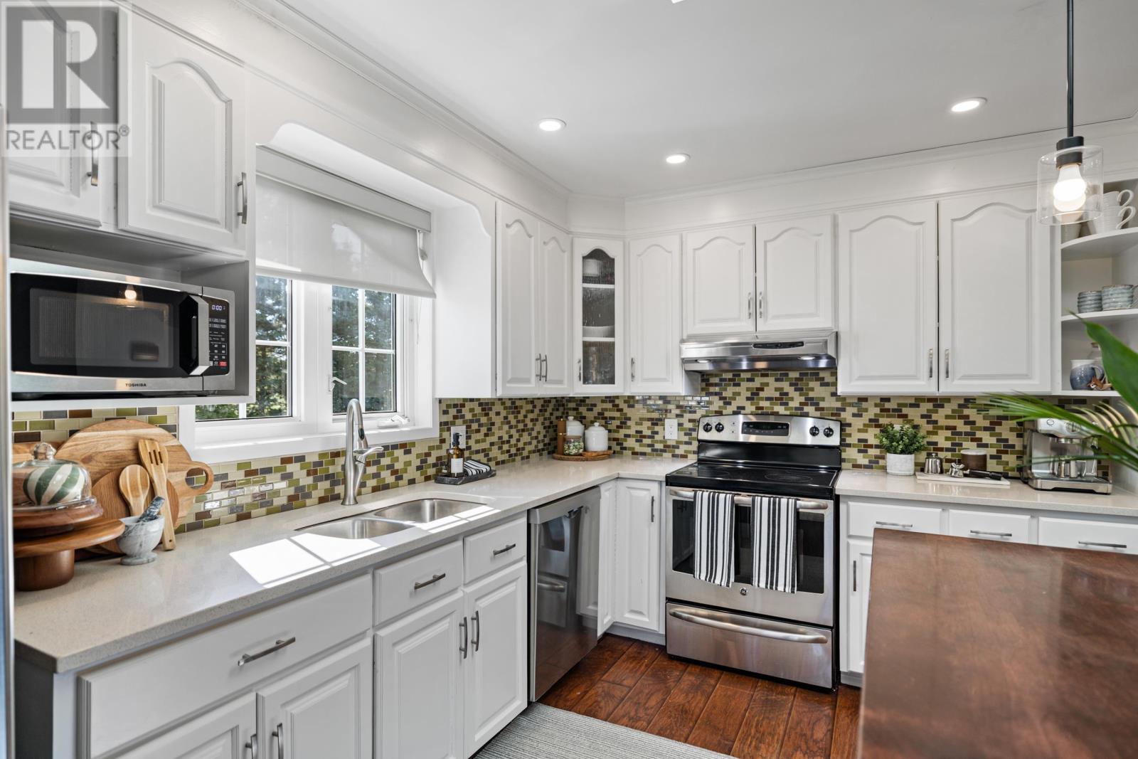 79 Waterside Road Property Photo 15