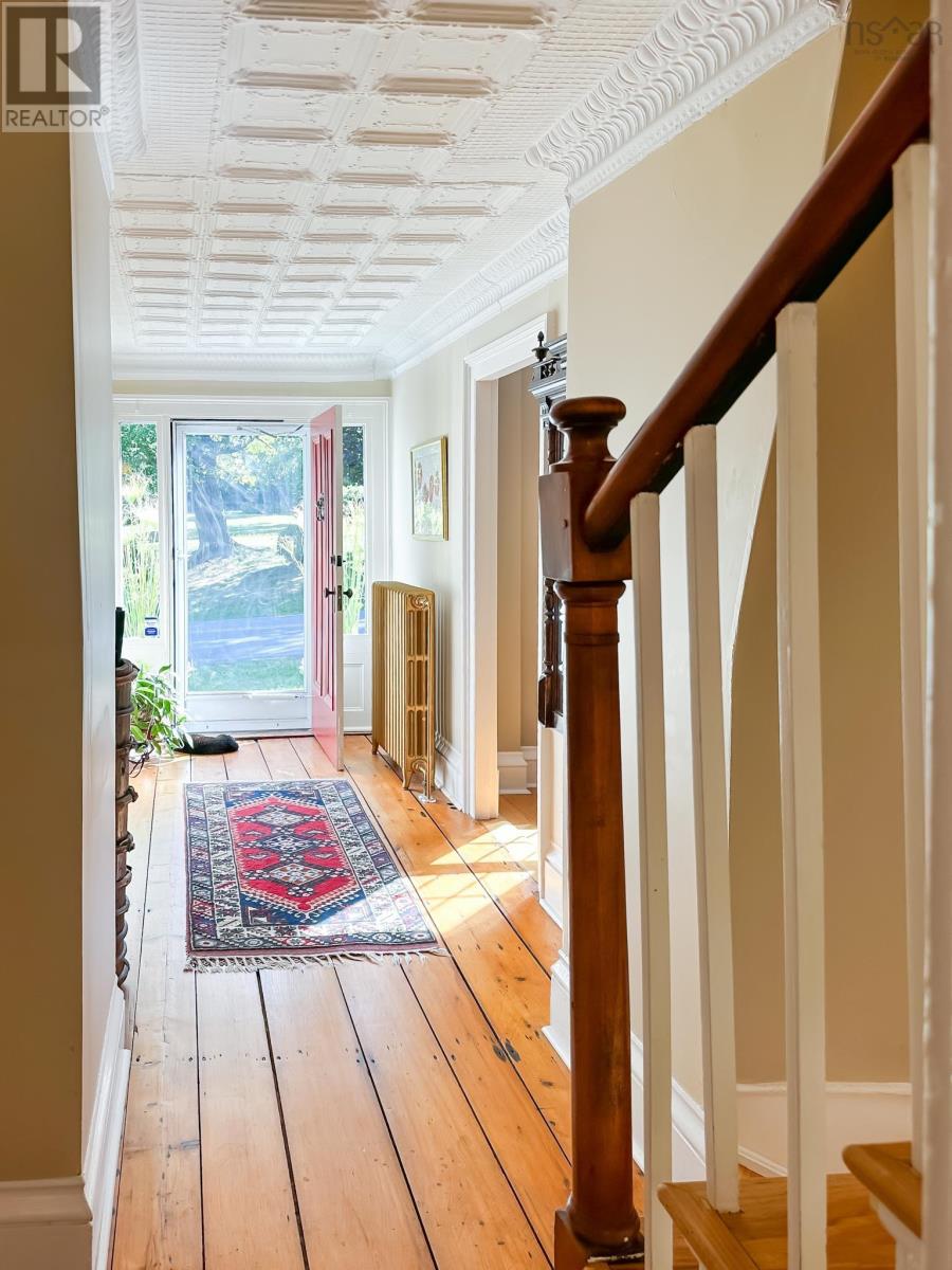 1999 Grand Pre Road Property Photo 13