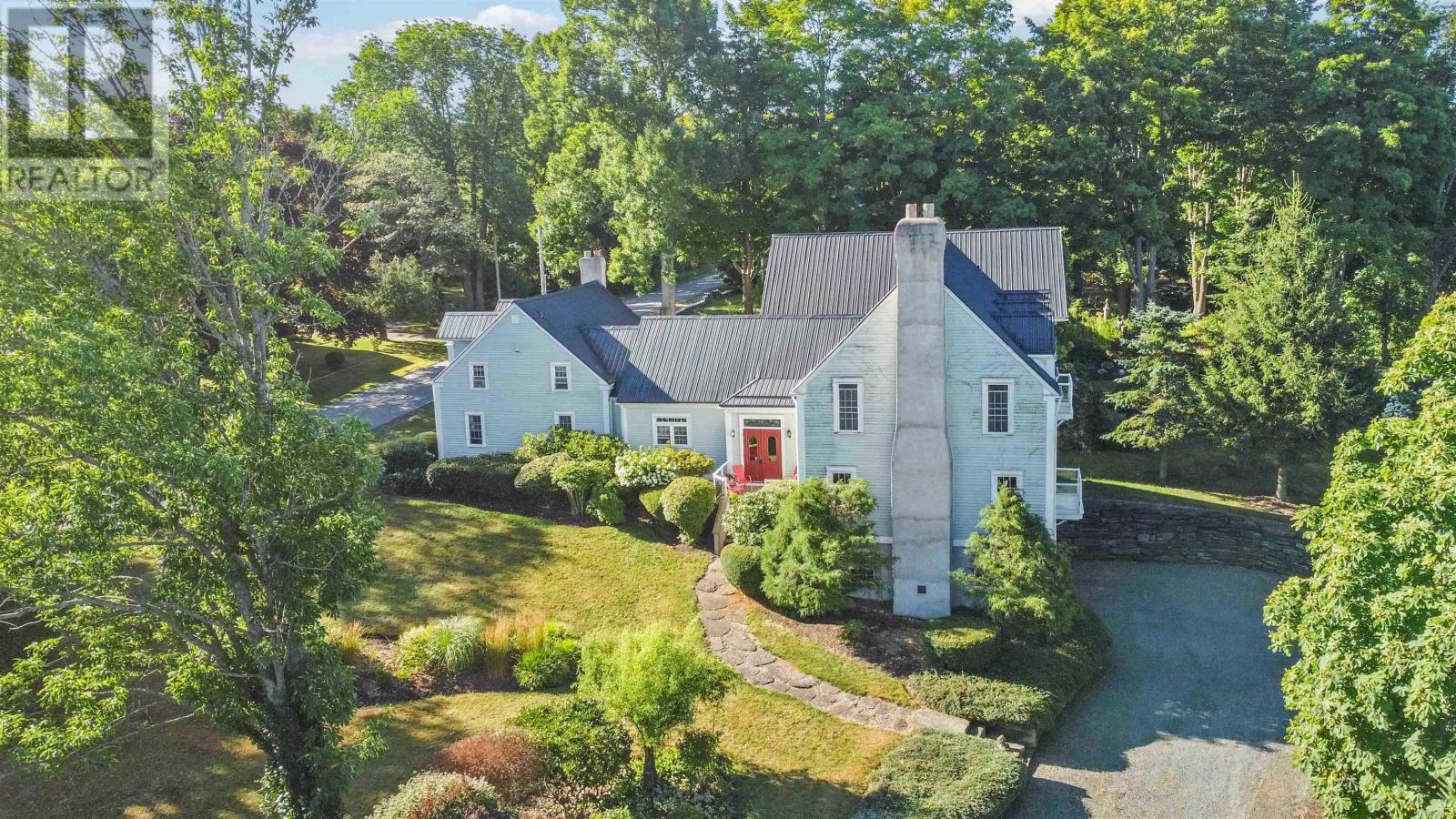 1999 Grand Pre Road Property Photo 38