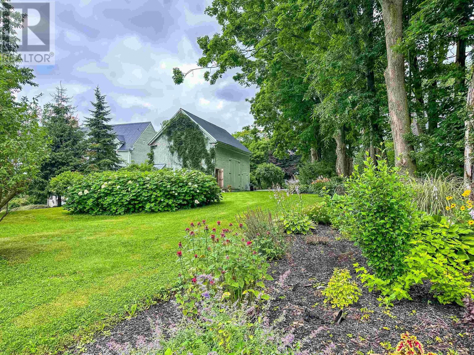 1999 Grand Pre Road Property Photo 39