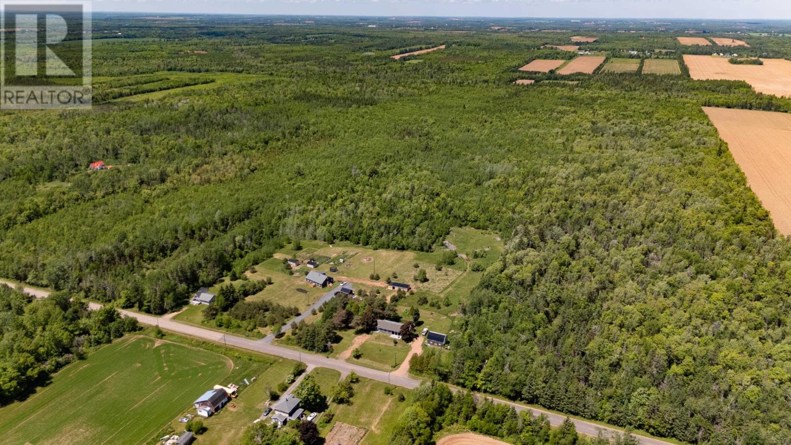 698 Line Road Property Photo 39