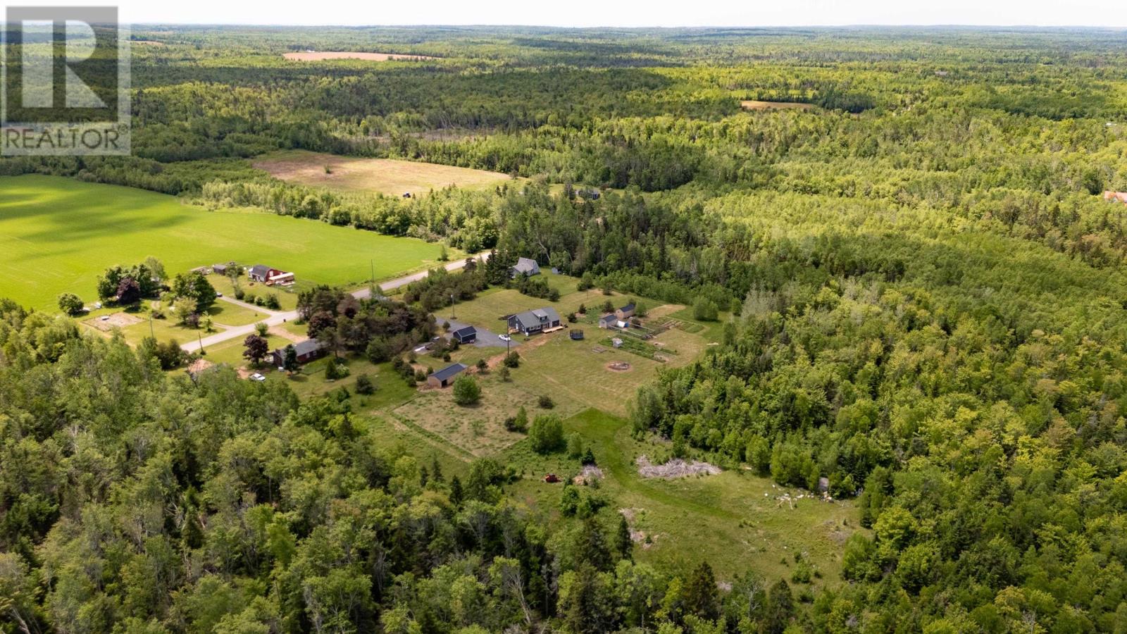 698 Line Road Property Photo 41