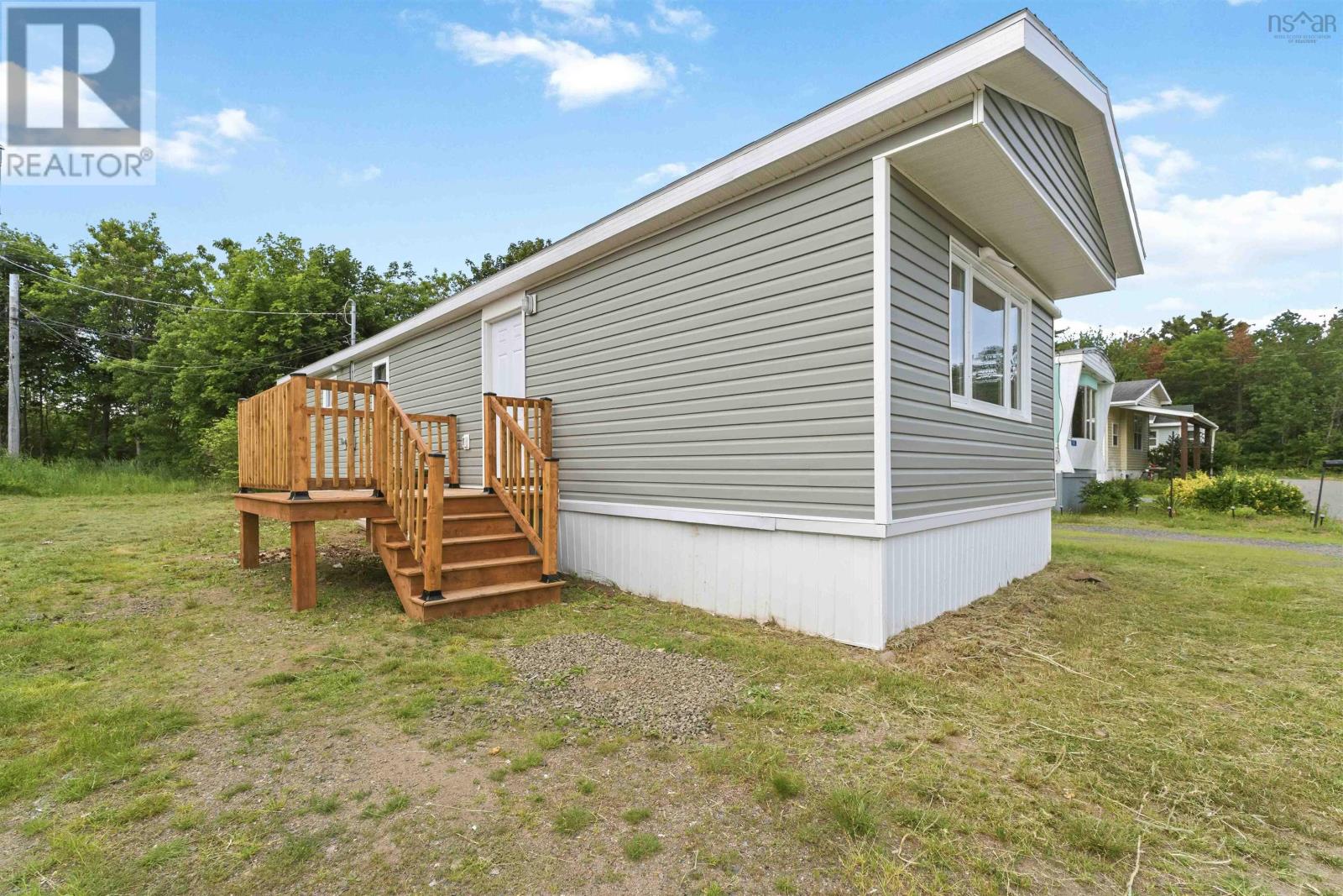 9 Gordon Street Property Photo 3