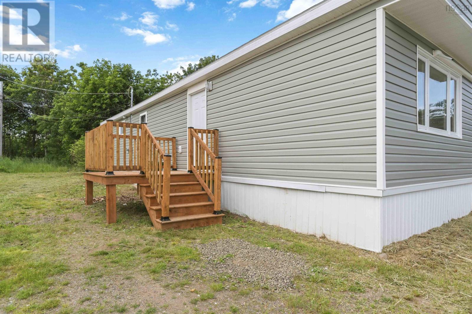 9 Gordon Street Property Photo 5