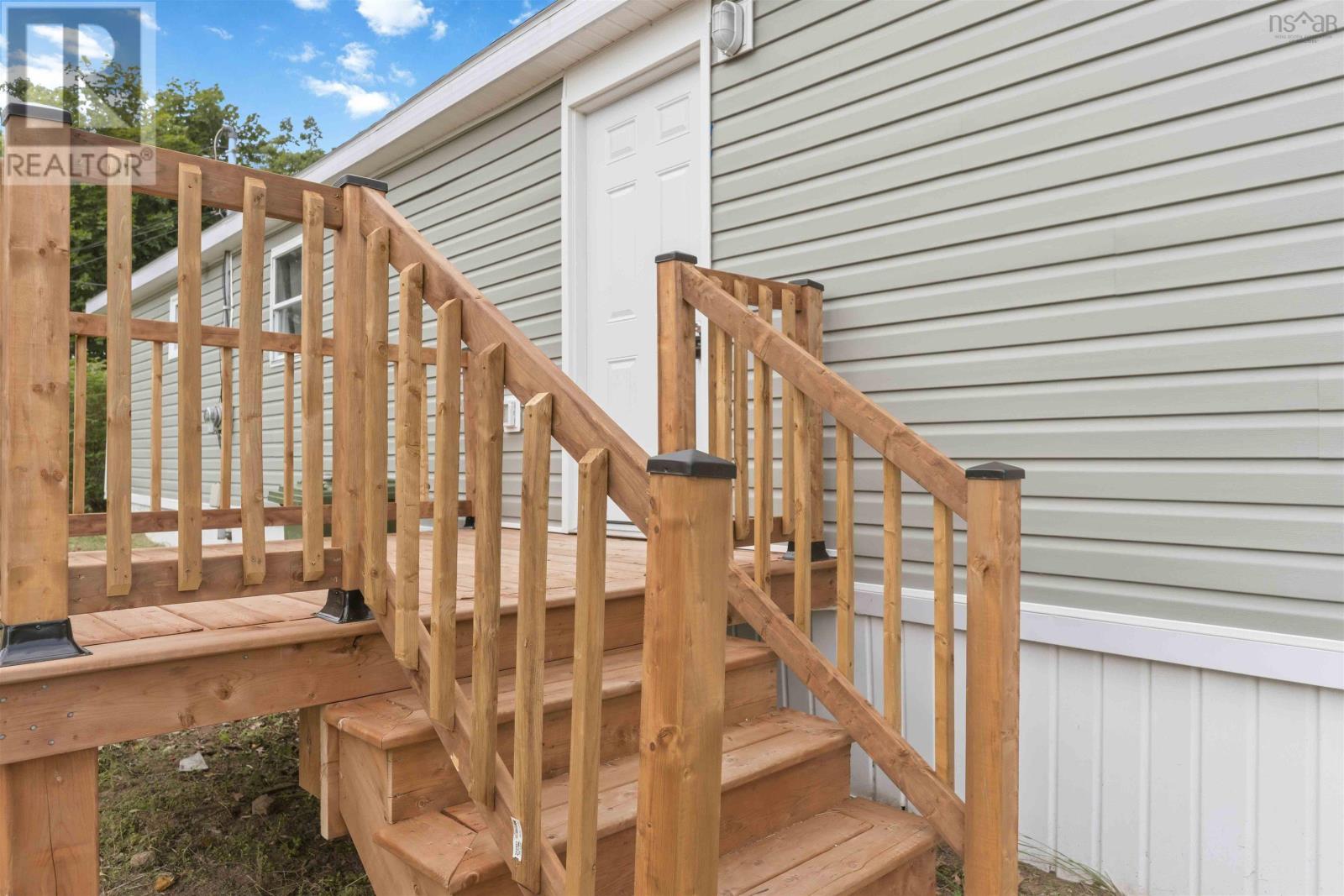 9 Gordon Street Property Photo 6