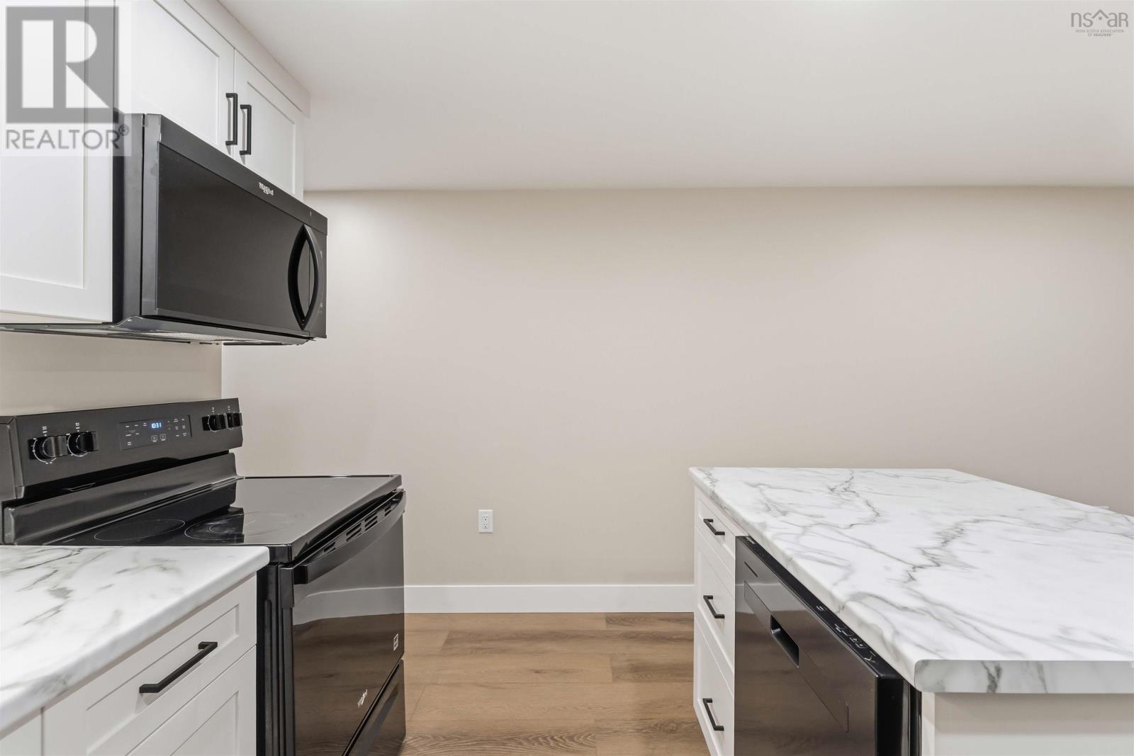 9 Gordon Street Property Photo 12