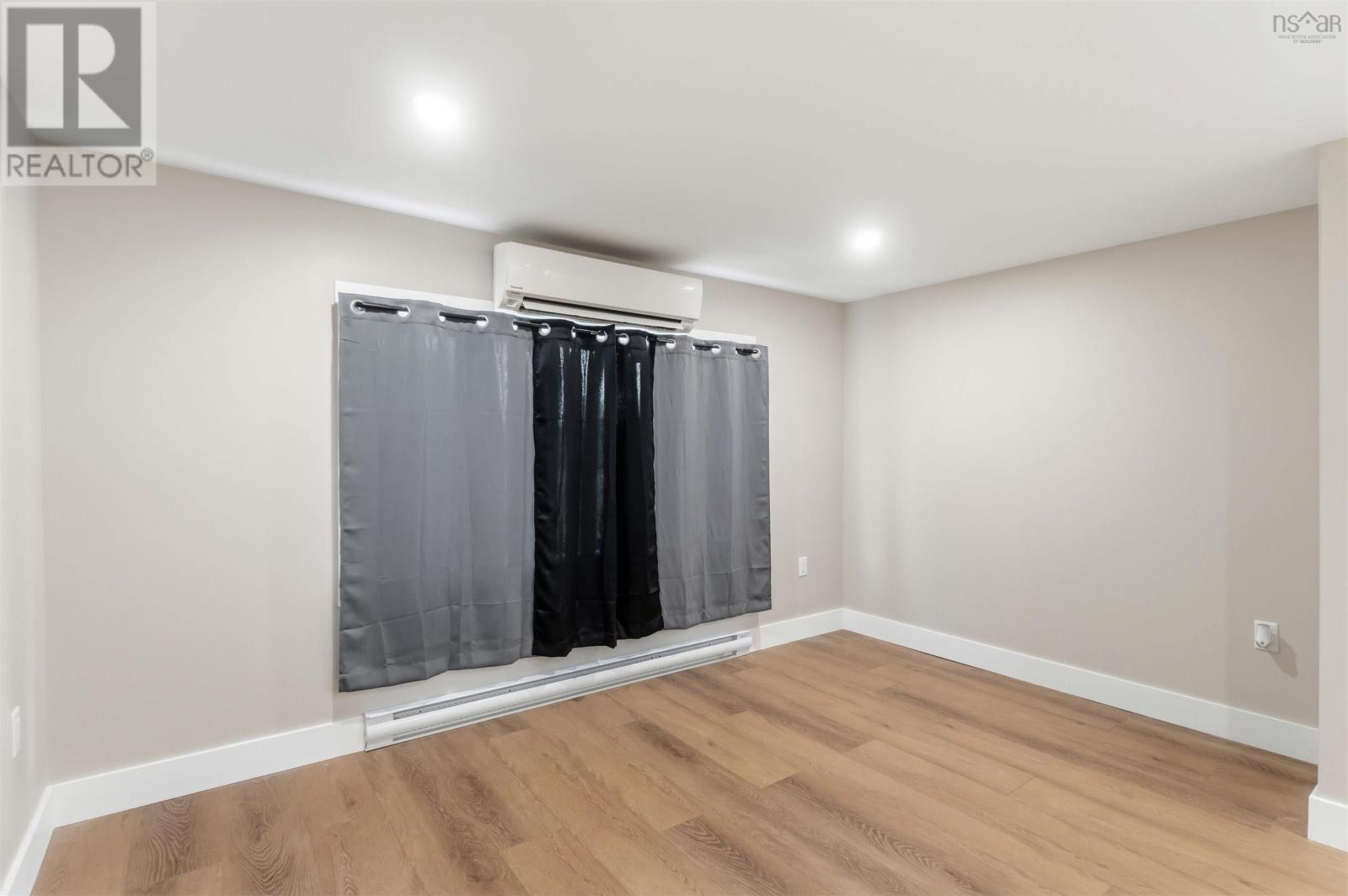 9 Gordon Street Property Photo 18