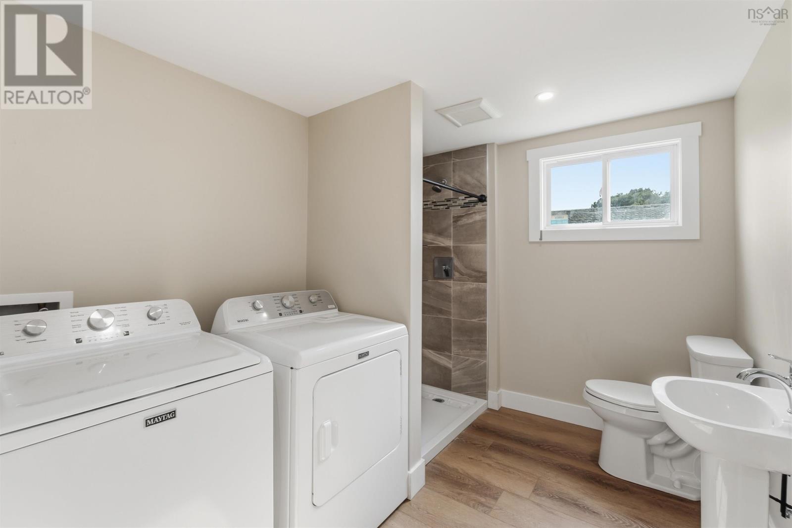 9 Gordon Street Property Photo 22