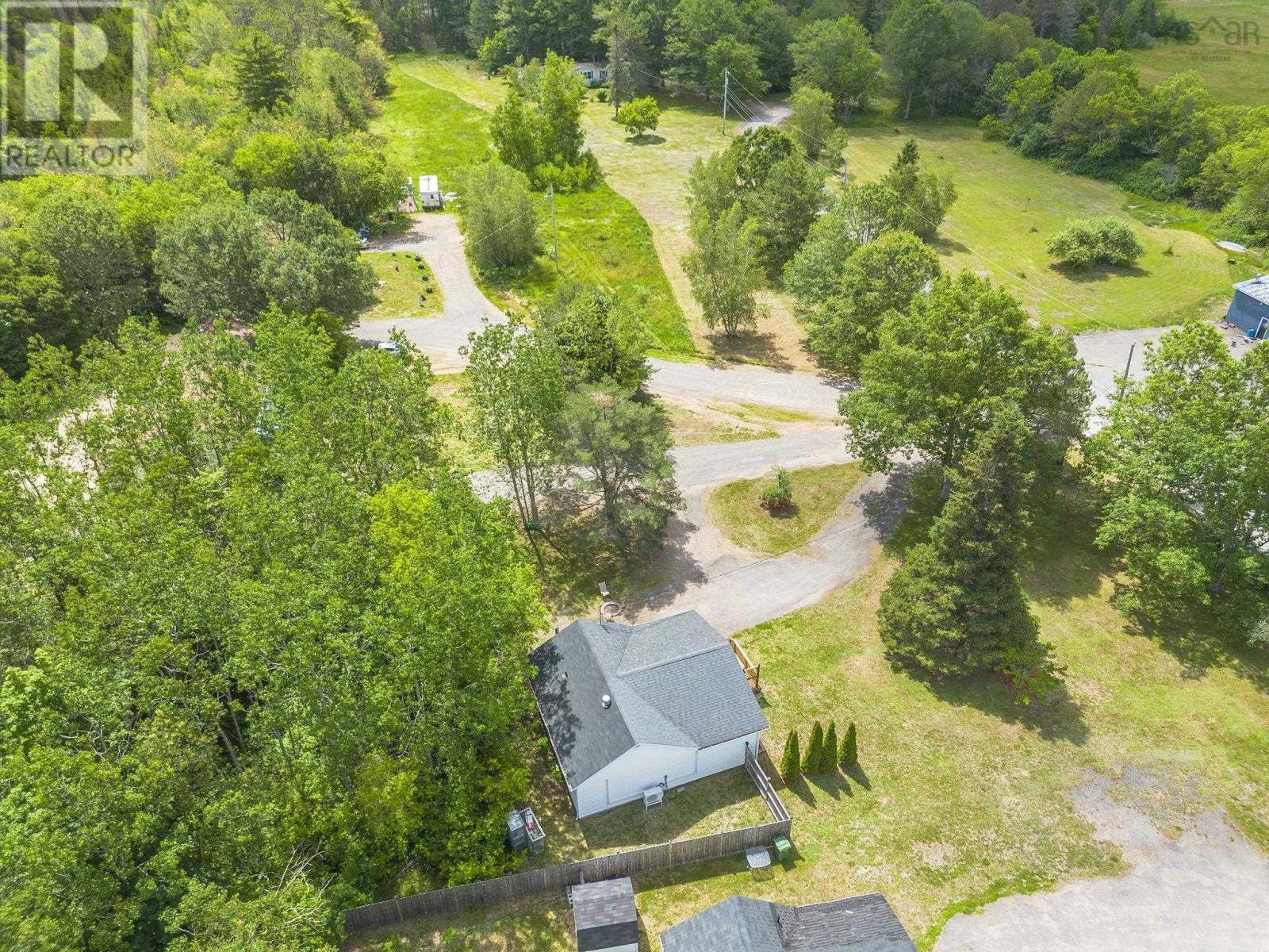 538 Pit Road Property Photo 6