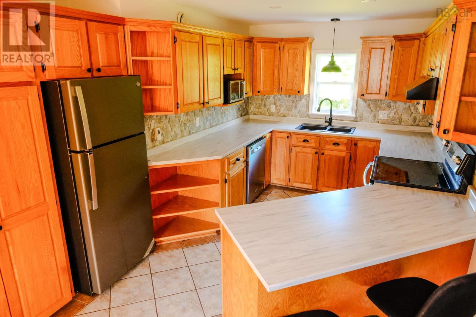 12 Clam Point Road Property Photo 29