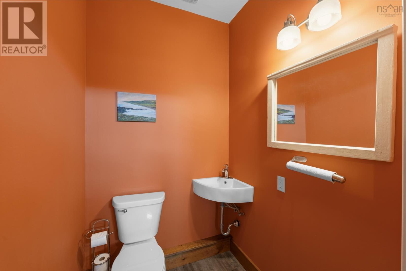 256 Granville Street Property Photo 42