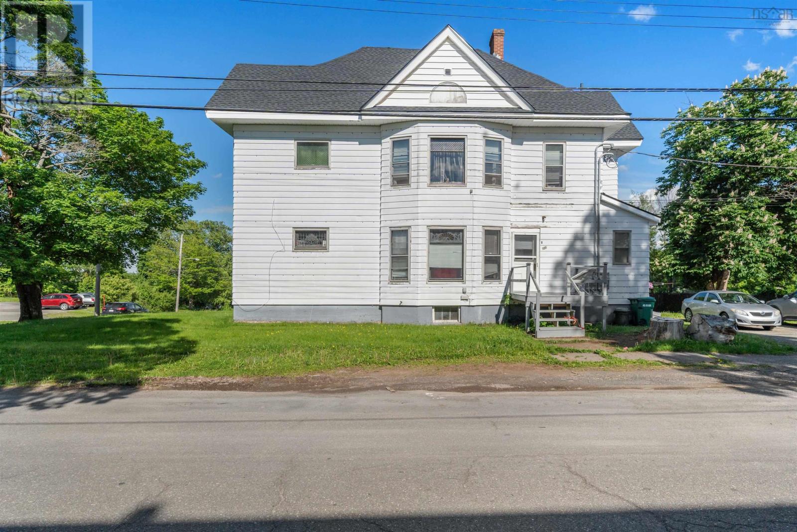 105 Park Street Property Photo 1