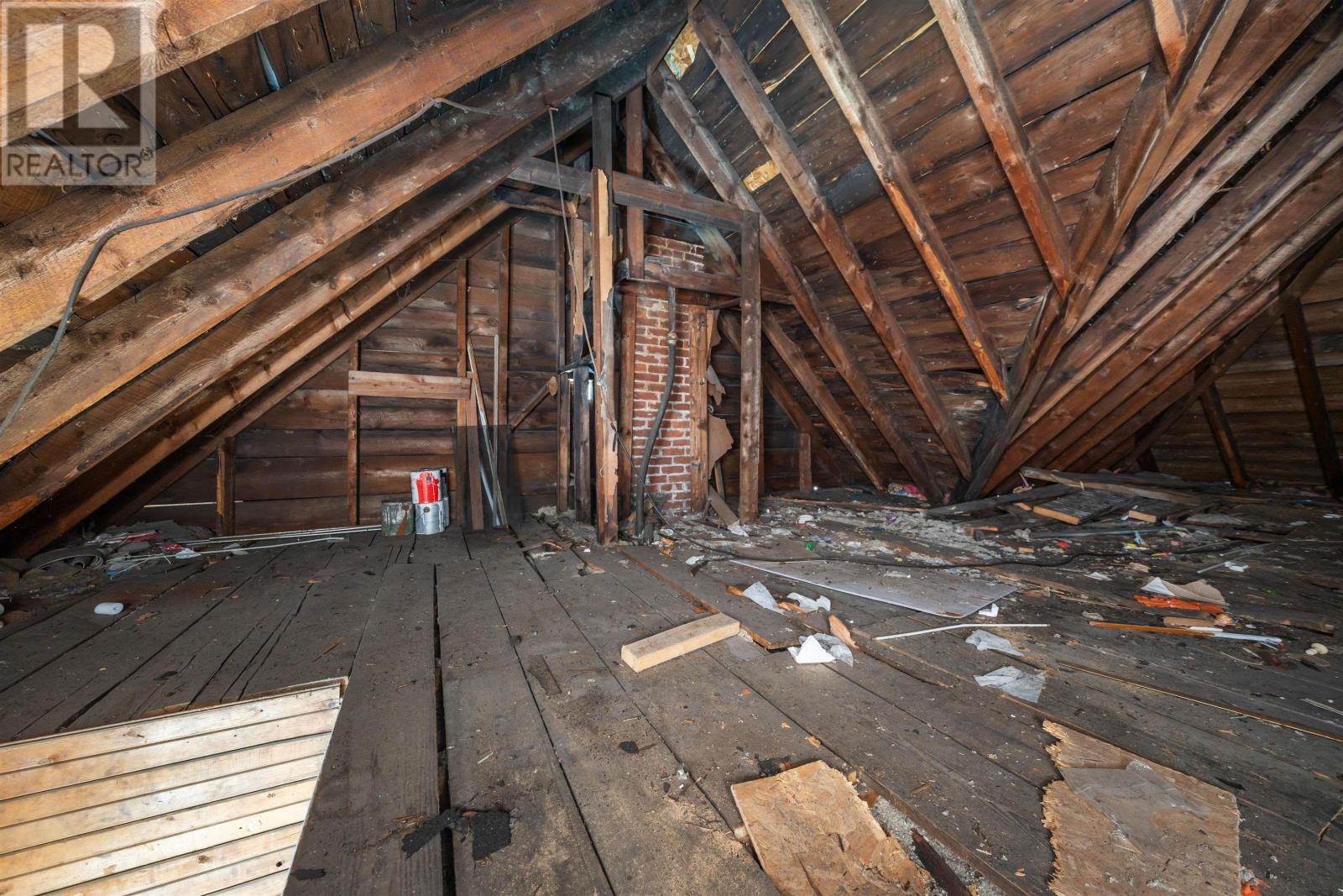 105 Park Street Property Photo 32