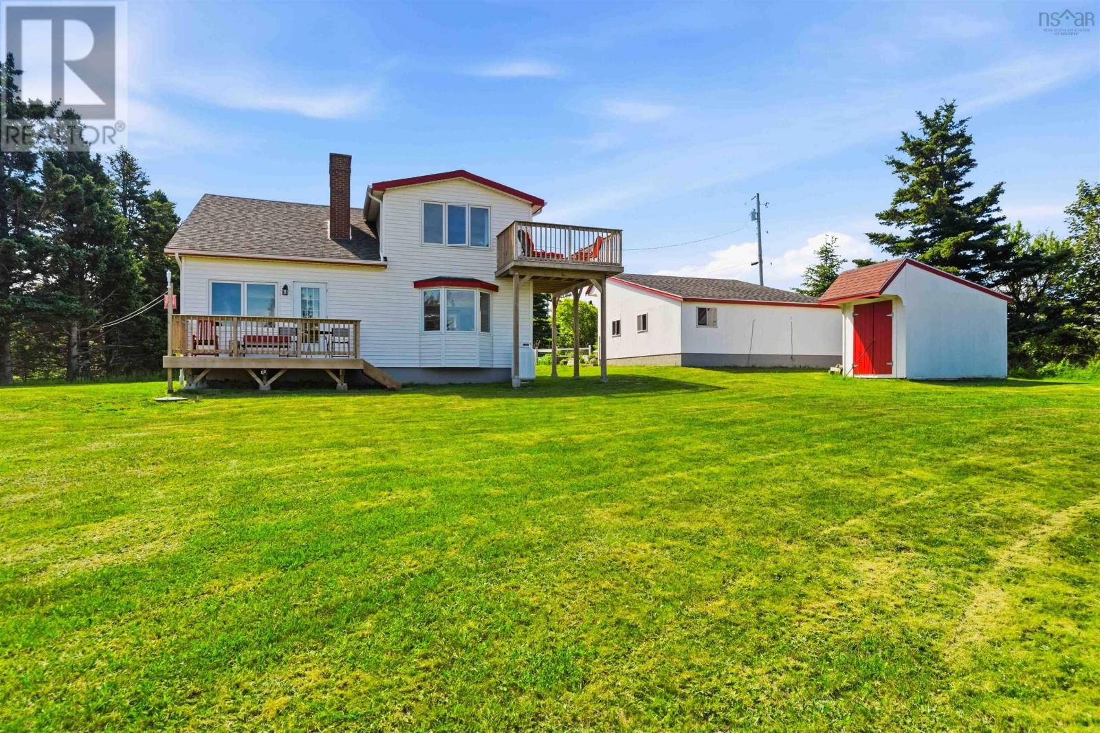 7939 Highway 101 Property Photo 7