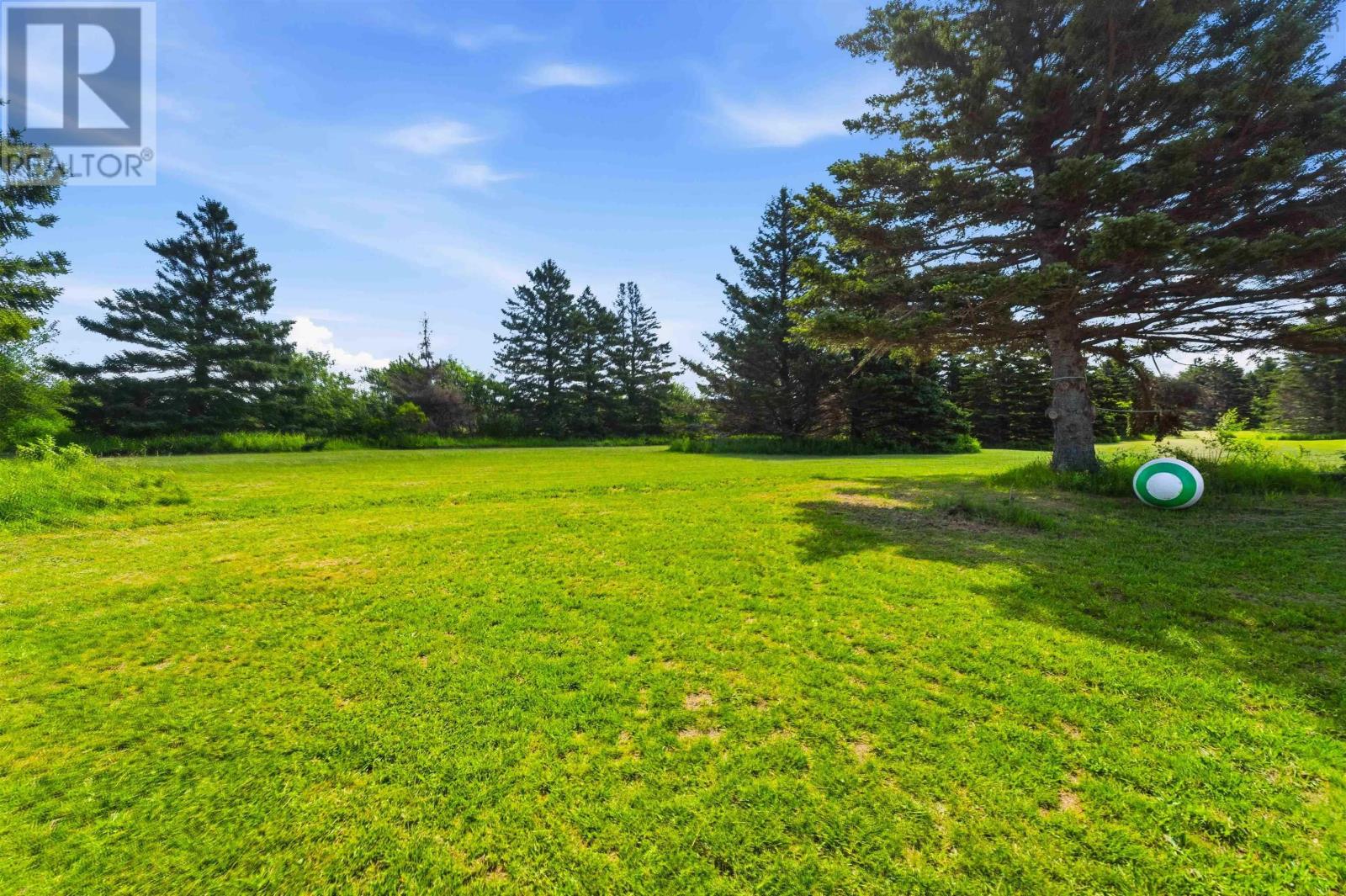 7939 Highway 101 Property Photo 15