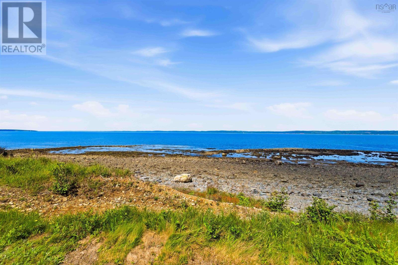 7939 Highway 101 Property Photo 17