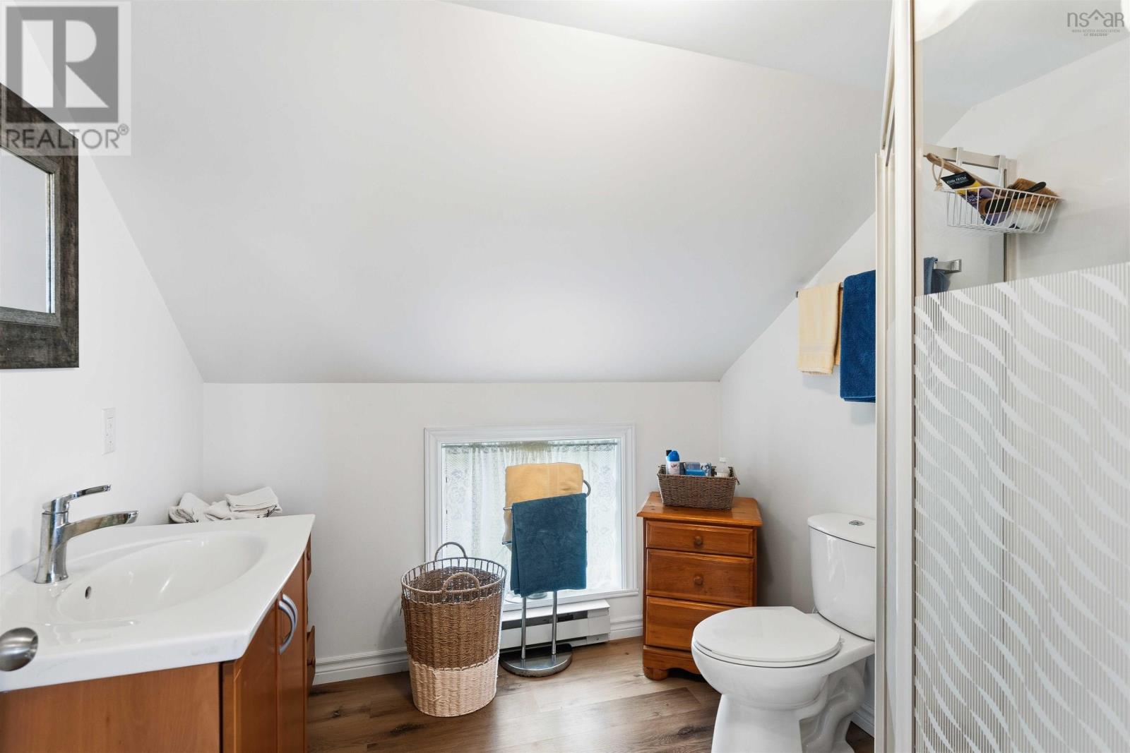 7939 Highway 101 Property Photo 33