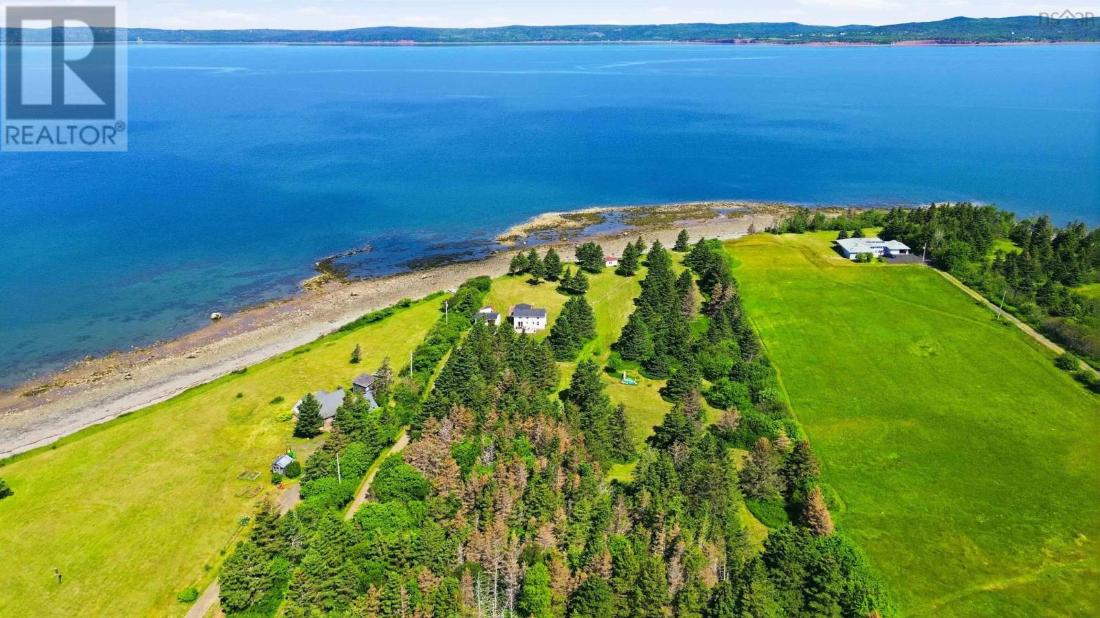 7939 Highway 101 Property Photo 44