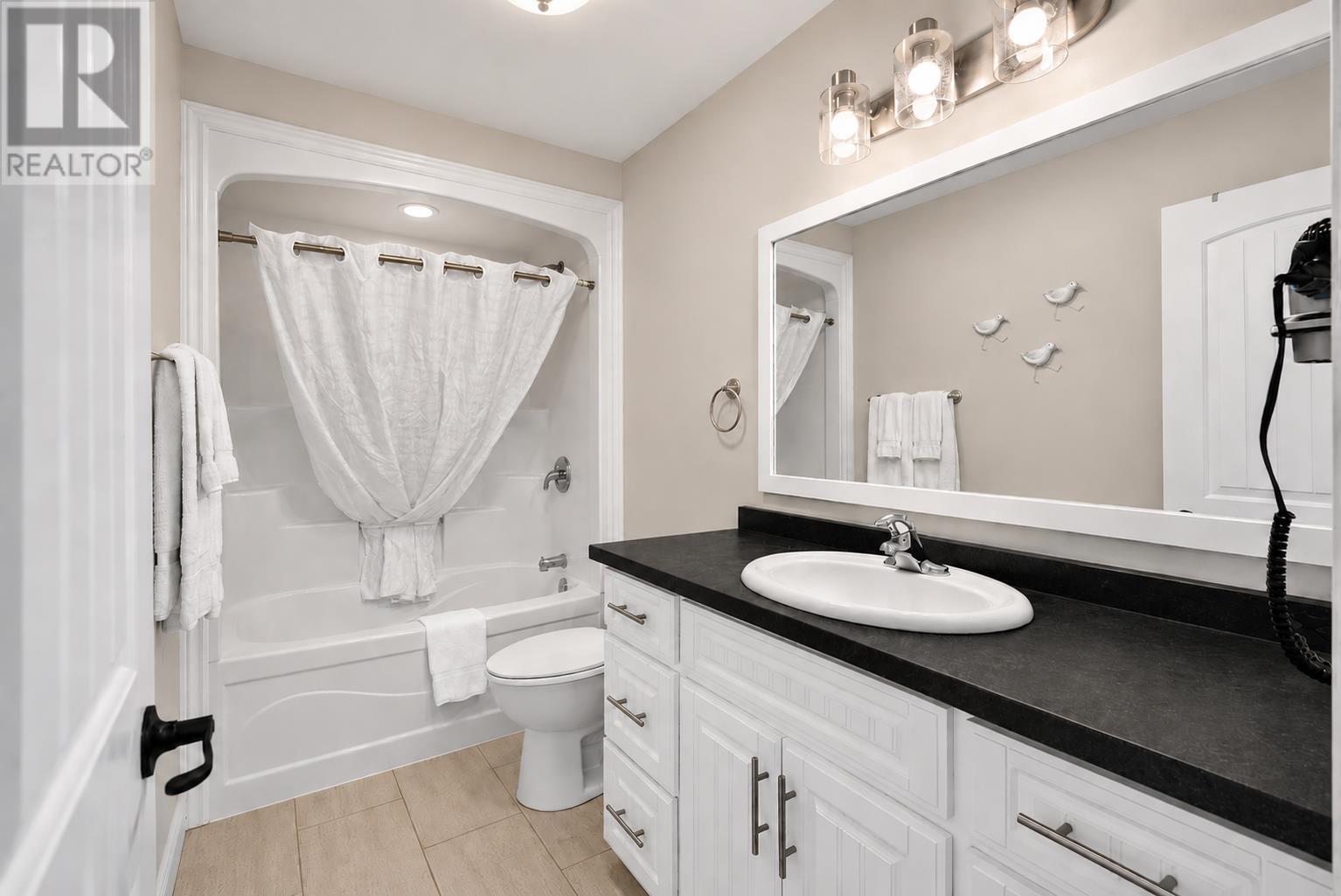 67 & 69 Ocean Drive Property Photo 25