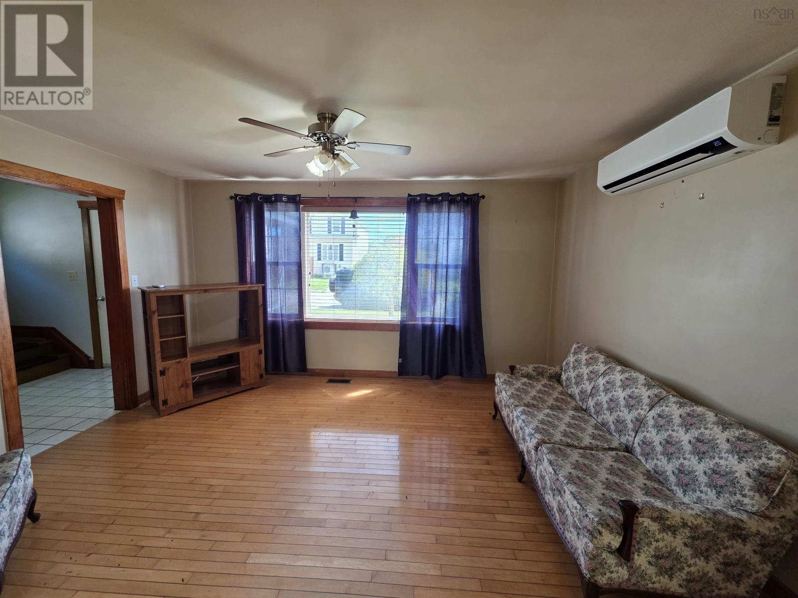 73 Taylor Street Property Photo 8