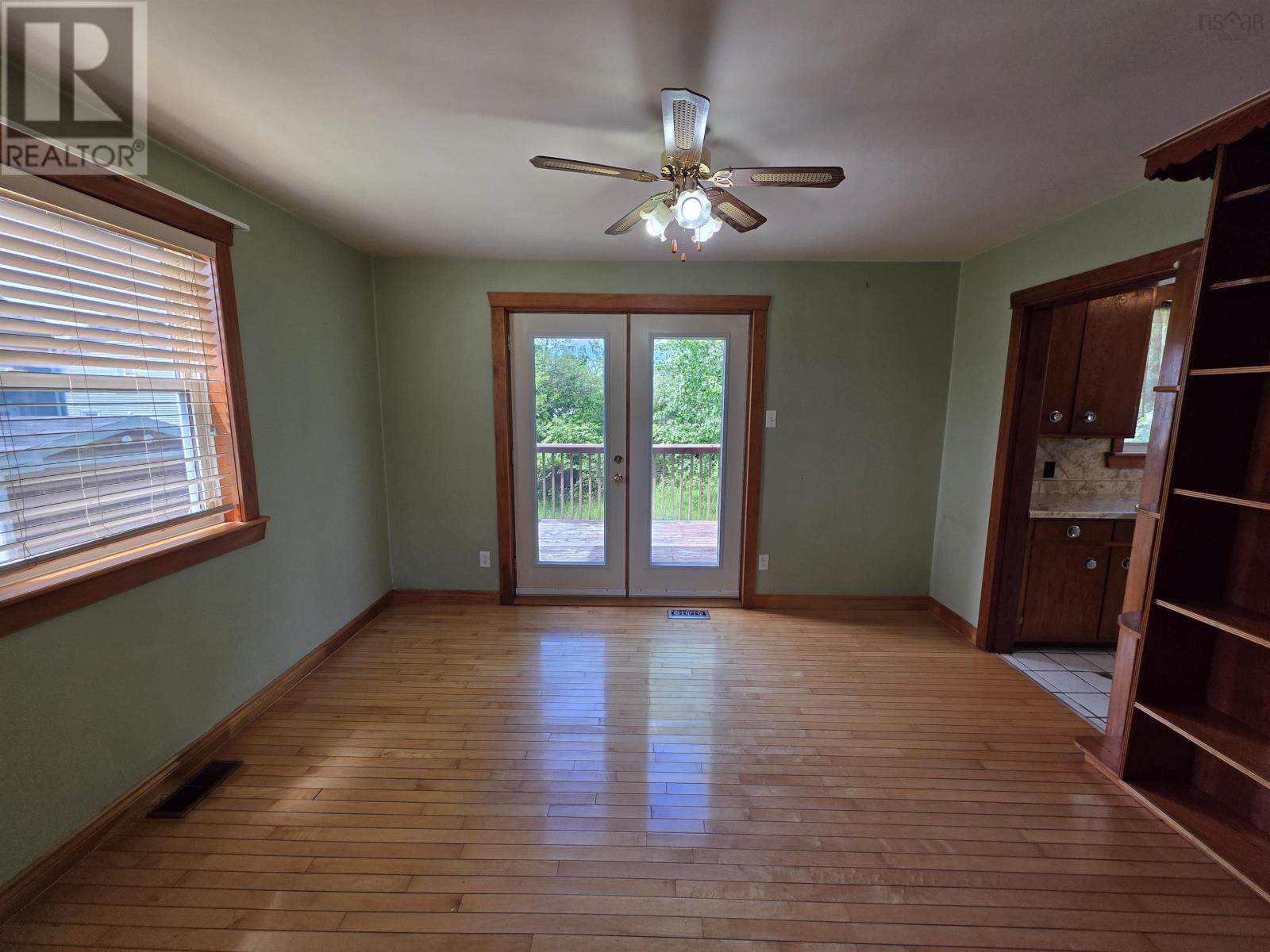 73 Taylor Street Property Photo 10