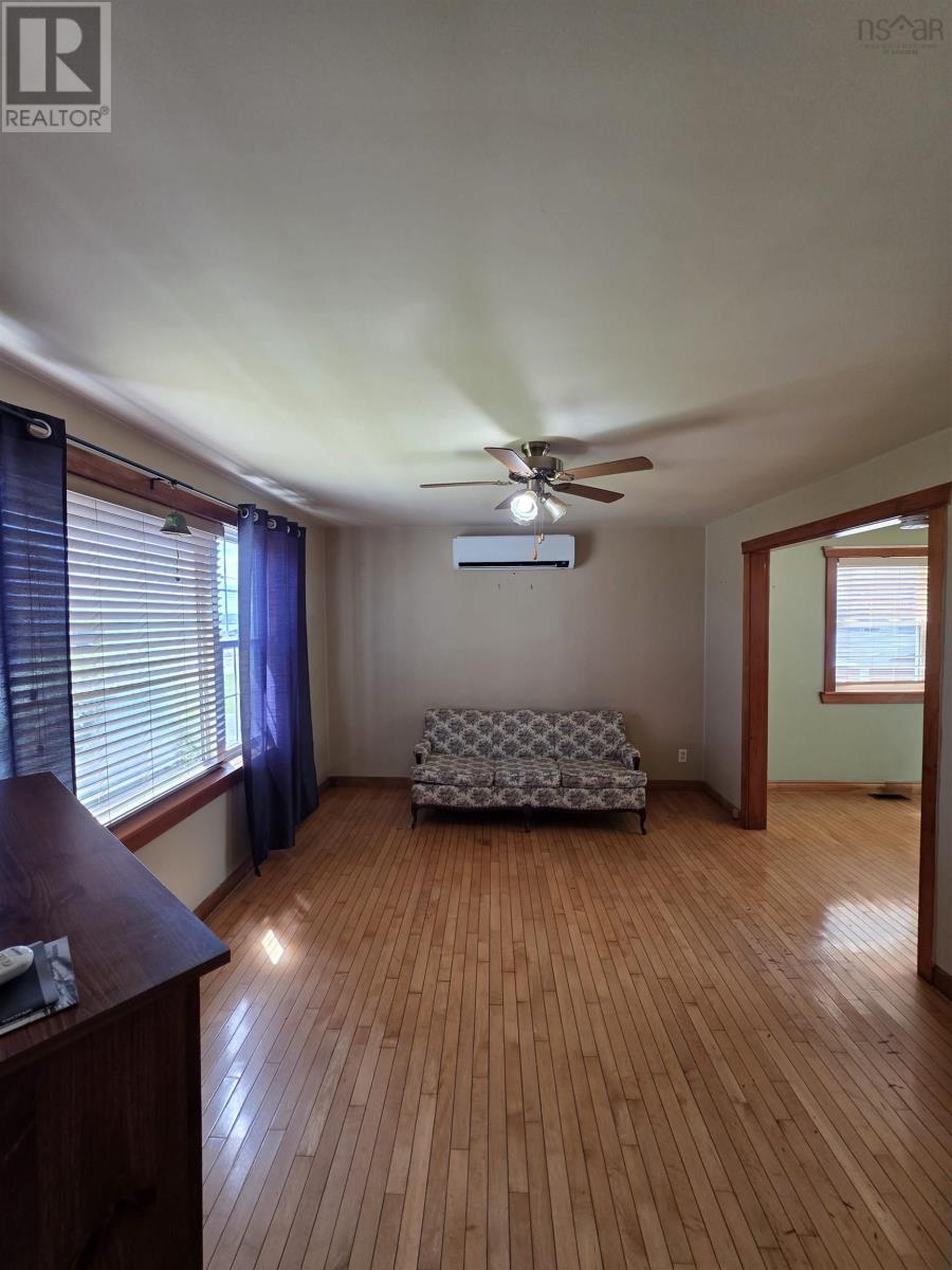 73 Taylor Street Property Photo 11