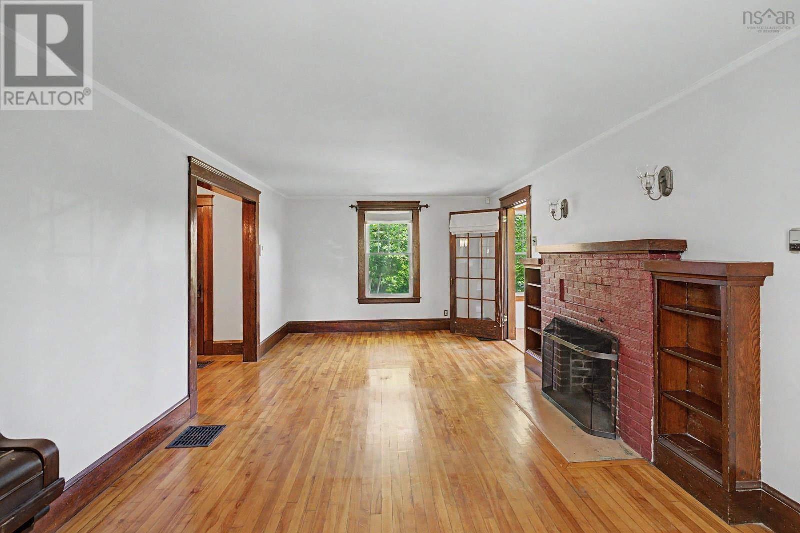 5 Warwick Street Property Photo 12