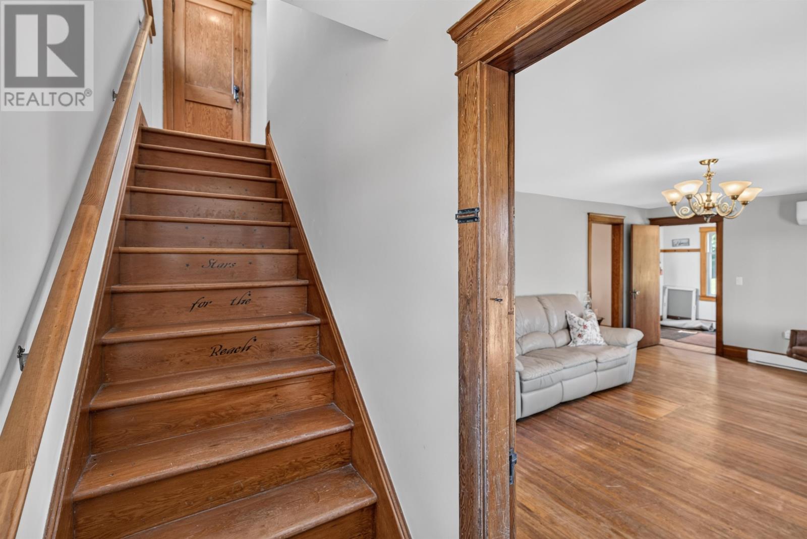 662-664 Long River Road Property Photo 14