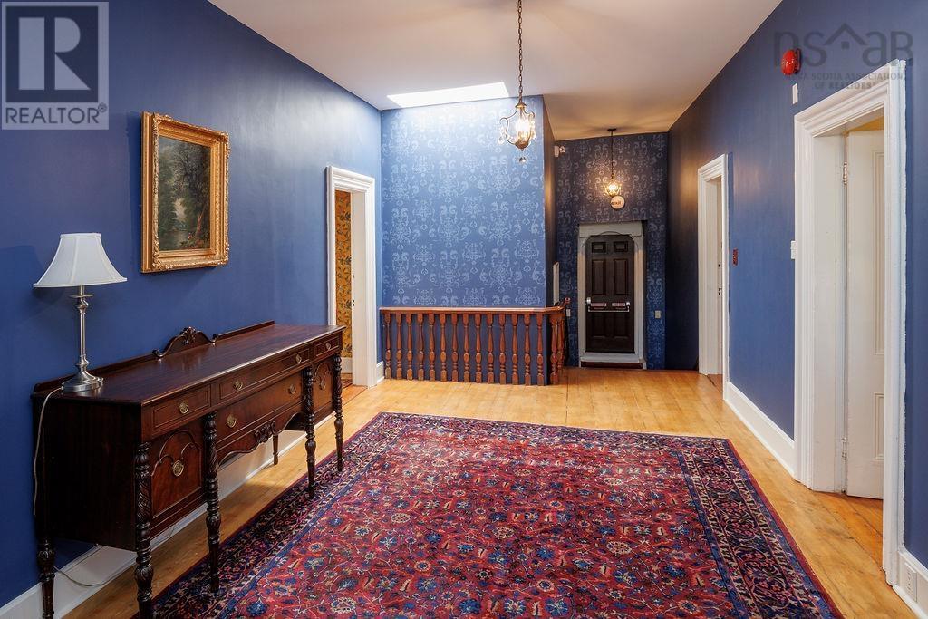 494 St George Street Property Photo 21