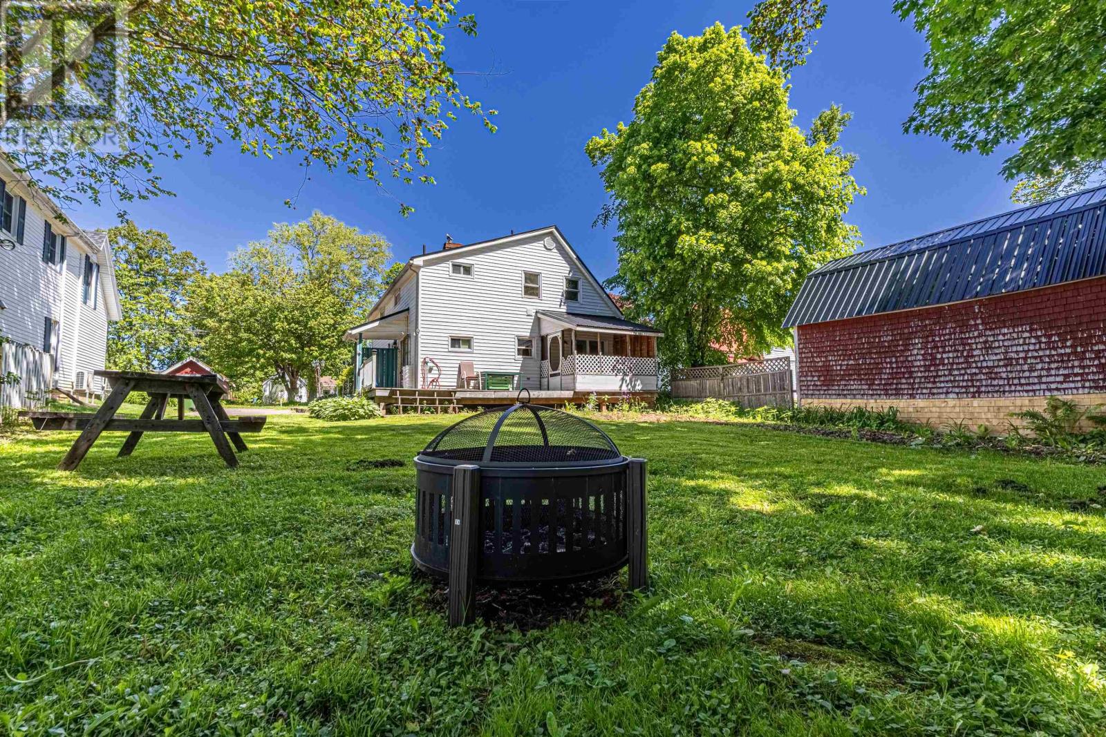 3 Howard Street Property Photo 4