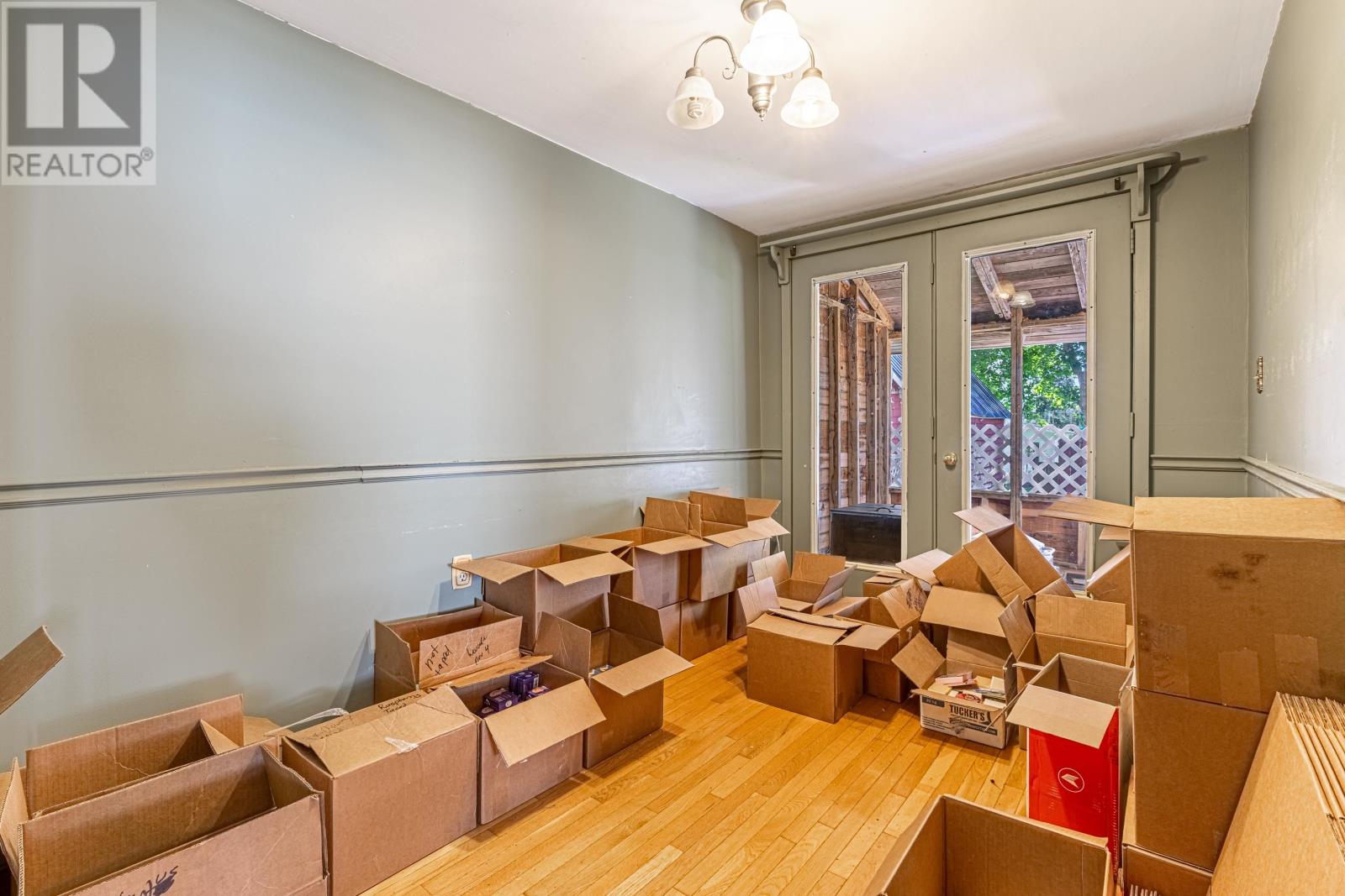 3 Howard Street Property Photo 12