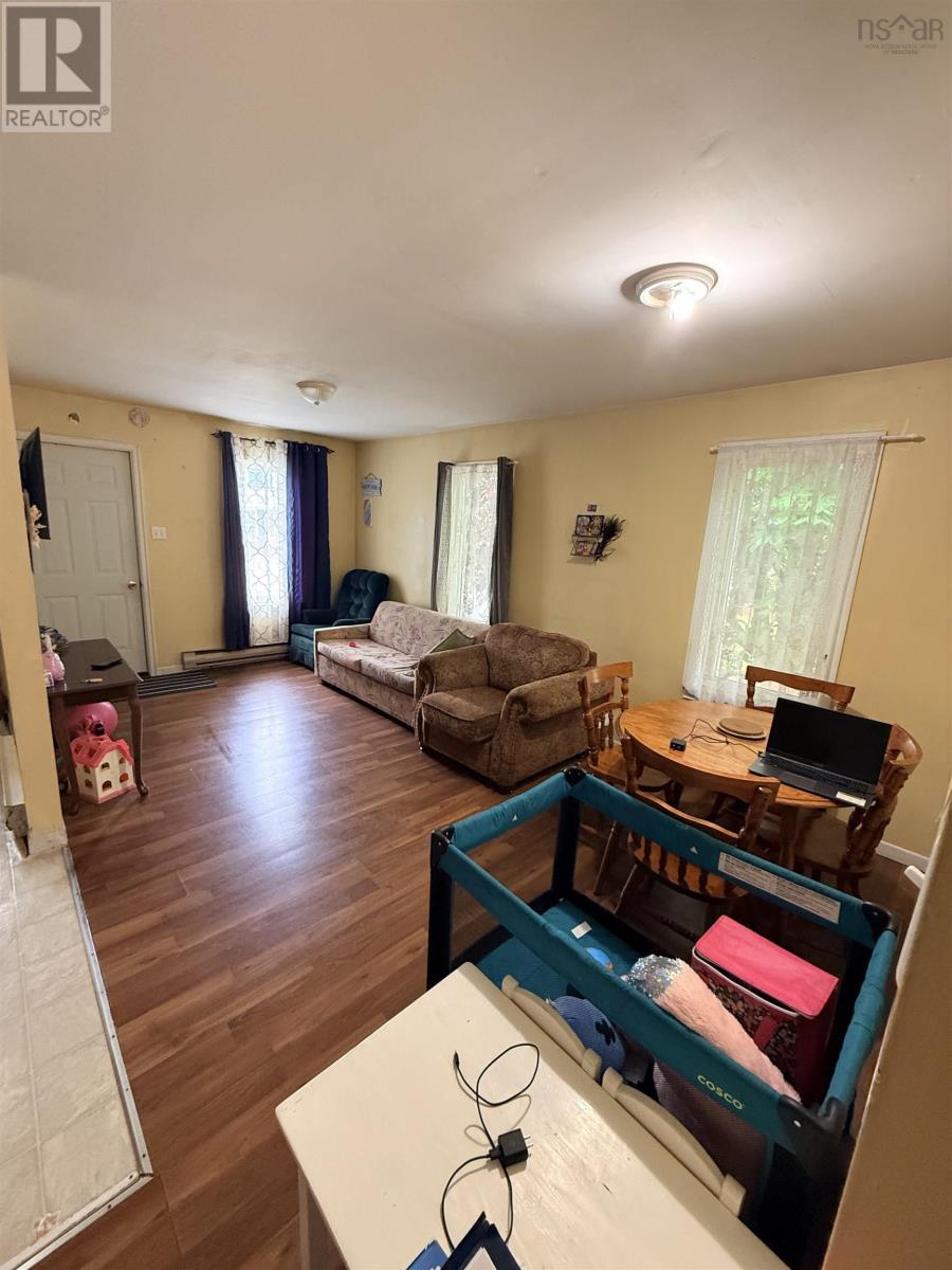 100-102 Henry Street Street Property Photo 14