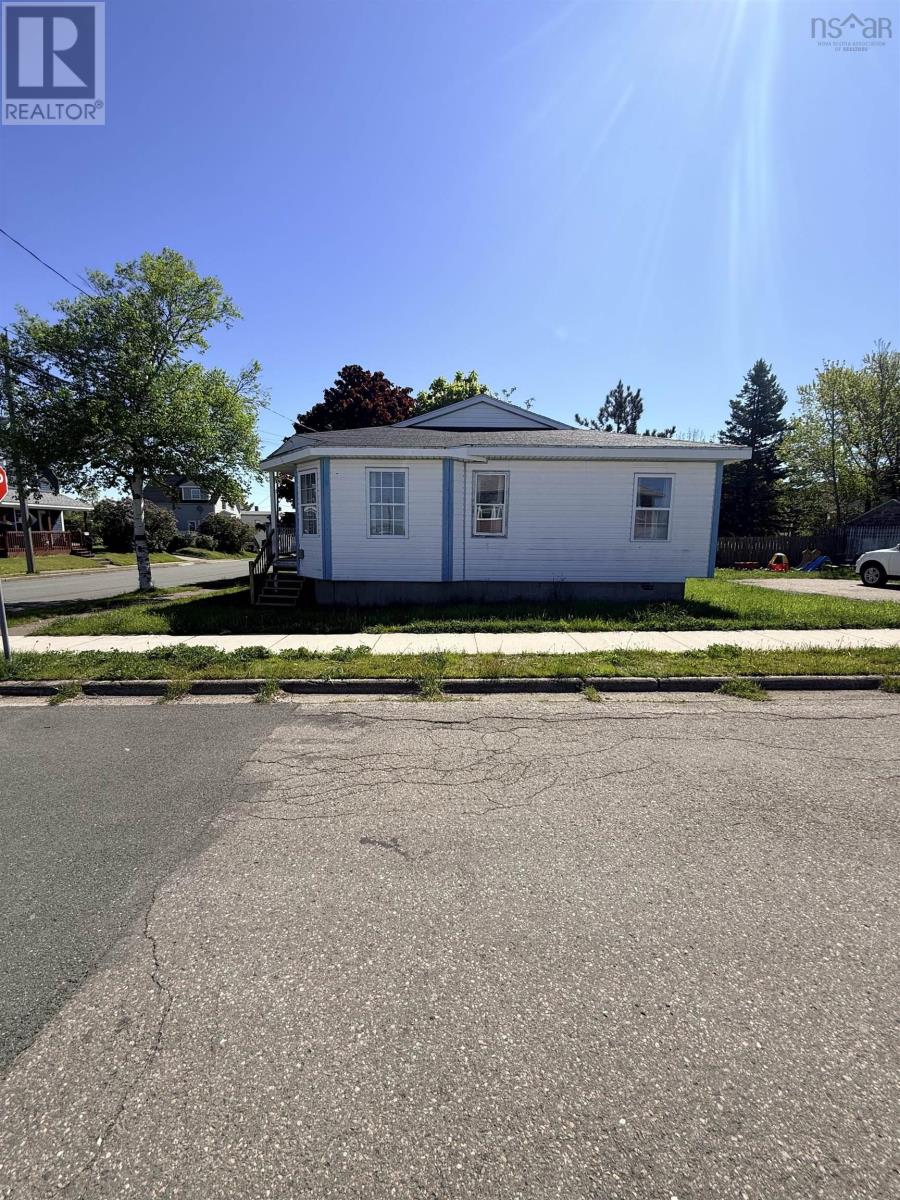 100-102 Henry Street Street Property Photo 22
