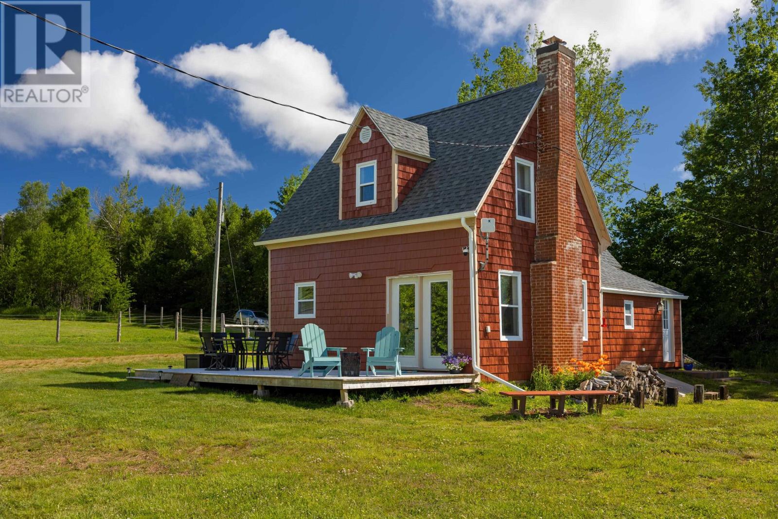 2685 Brooklyn Road Property Photo 4