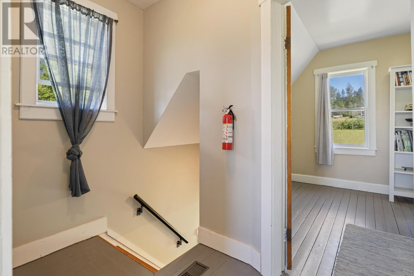 2685 Brooklyn Road Property Photo 21
