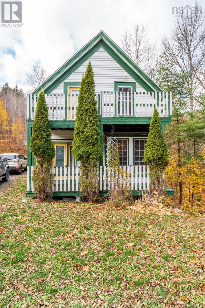 6953 Sissiboo Road Property Photo 1
